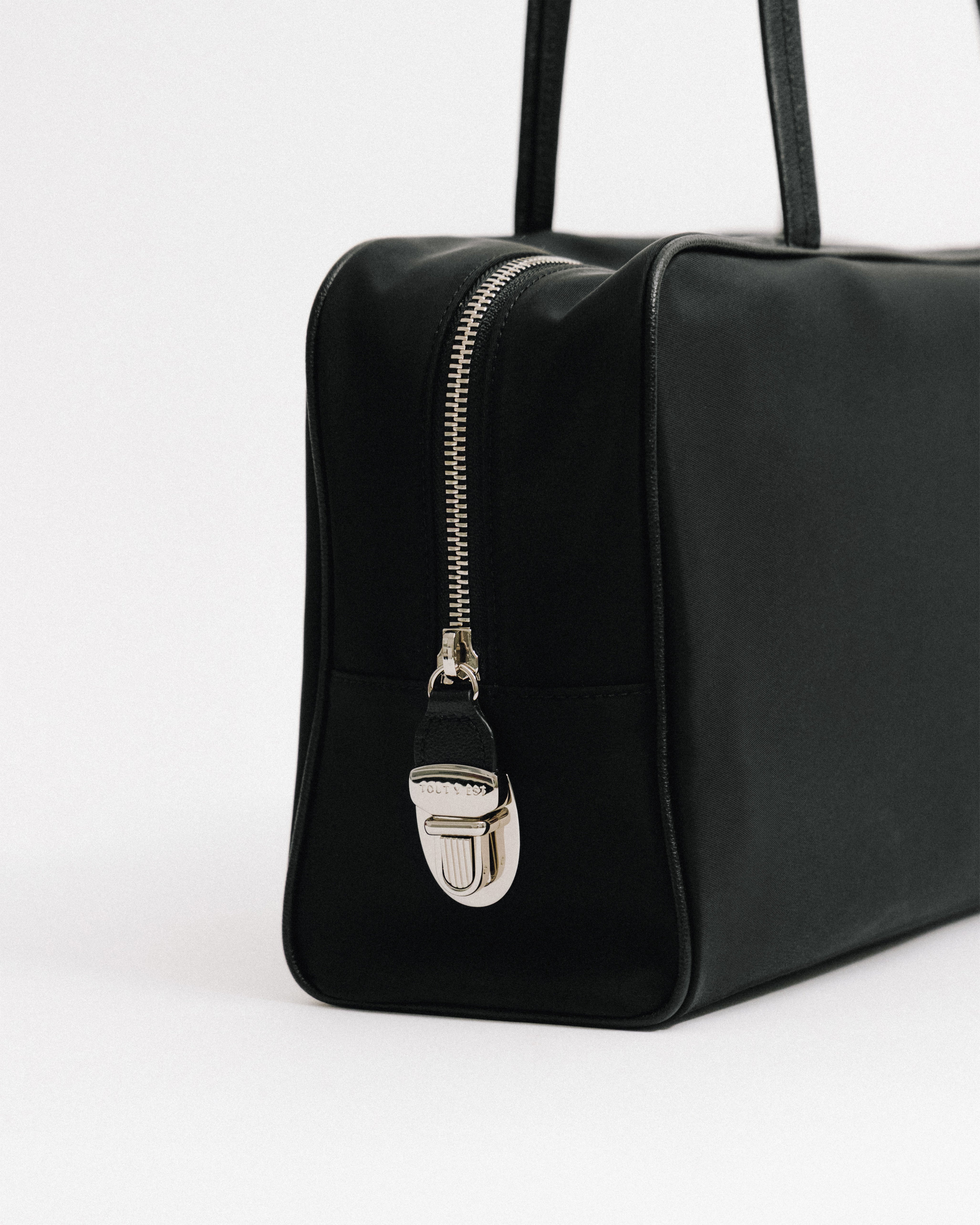 TOUT Y EST トゥティエ　ナイロンハンドバッグ SAC LOQUET NYLON BLACK – TOUT Y EST JP
