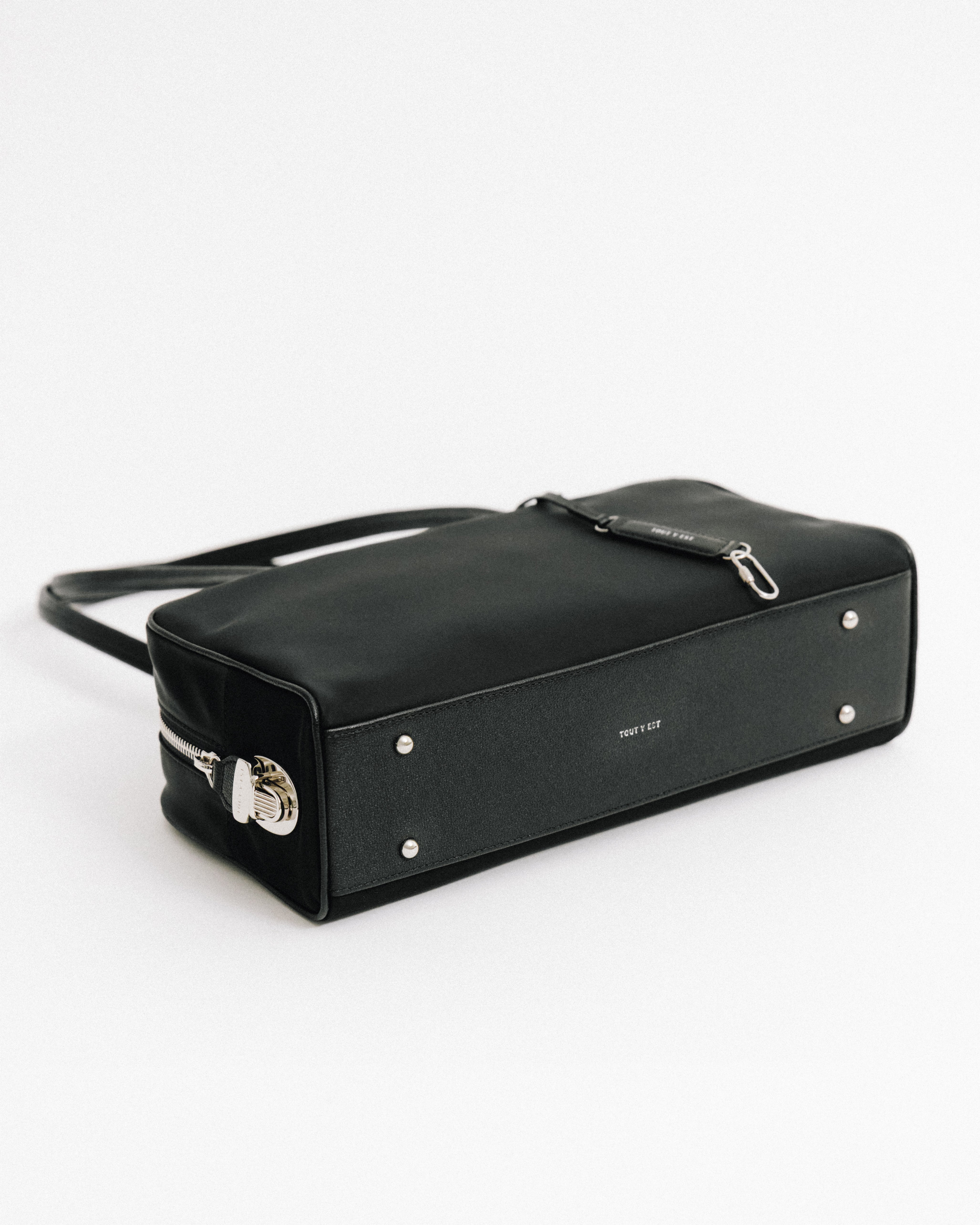 SAC LOQUET NYLON SMALL BLACK – TOUT Y EST JP