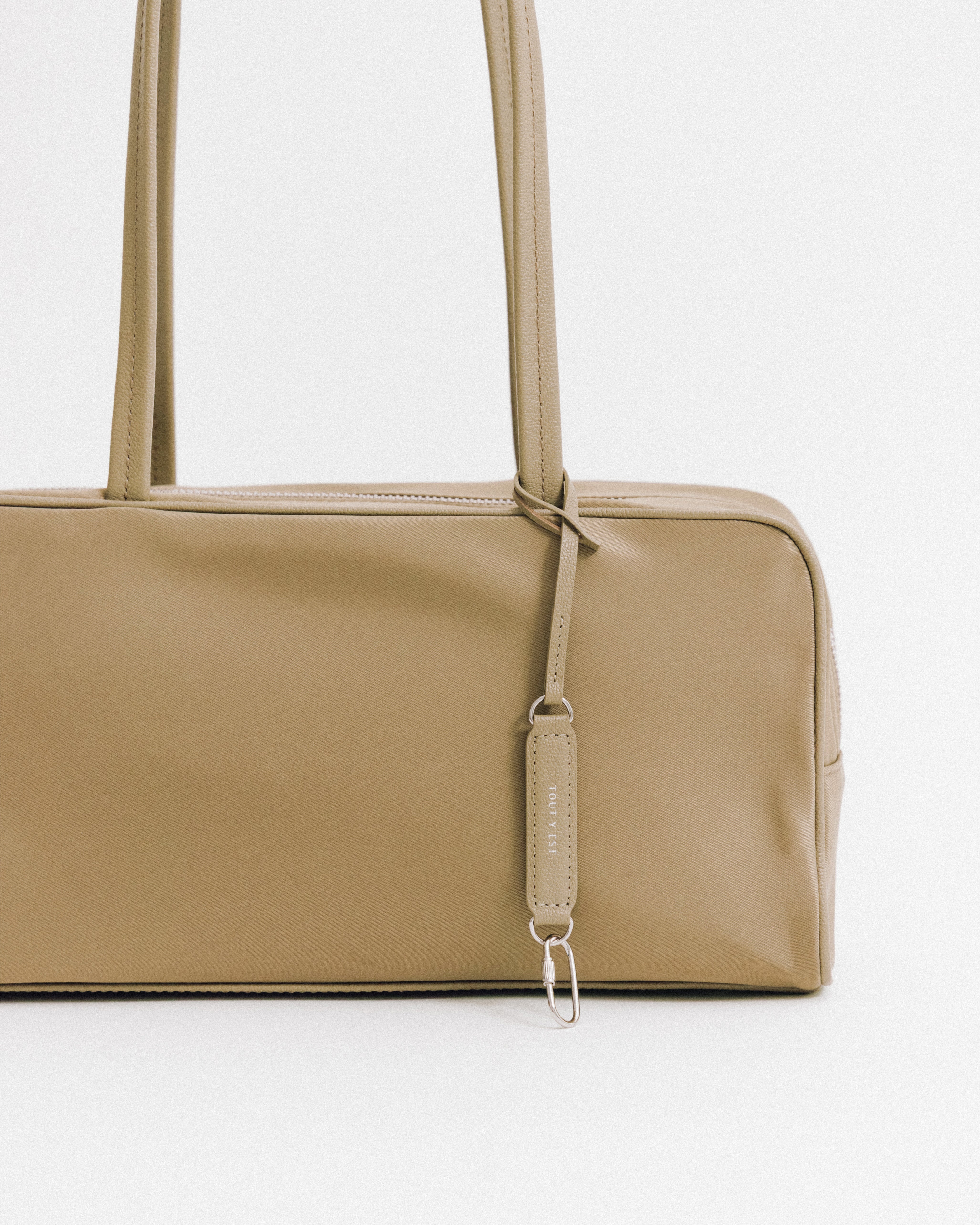 SAC LOQUET NYLON SMALL BEIGE – TOUT Y EST JP