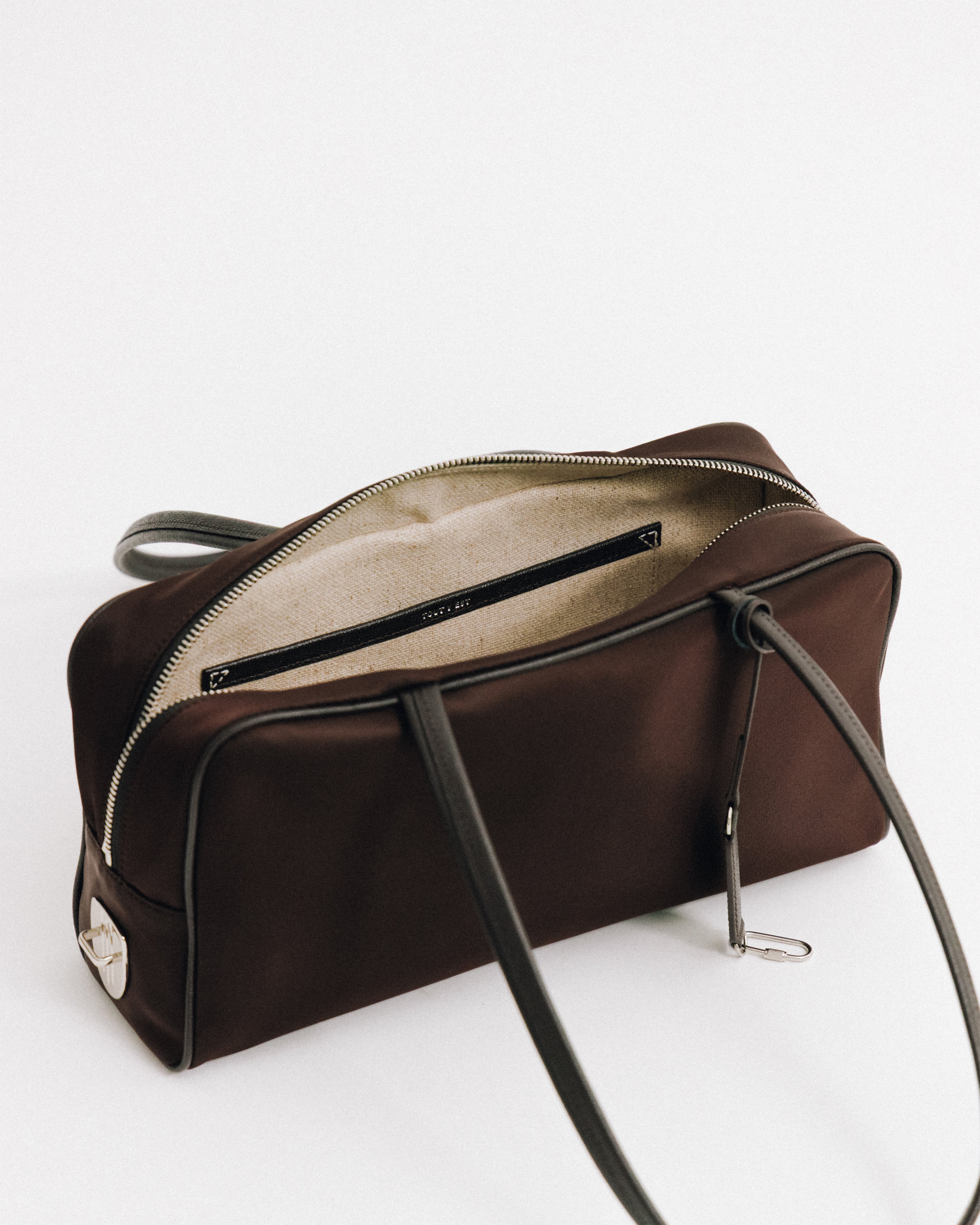 SAC LOQUET NYLON SMALL BROWN – TOUT Y EST JP