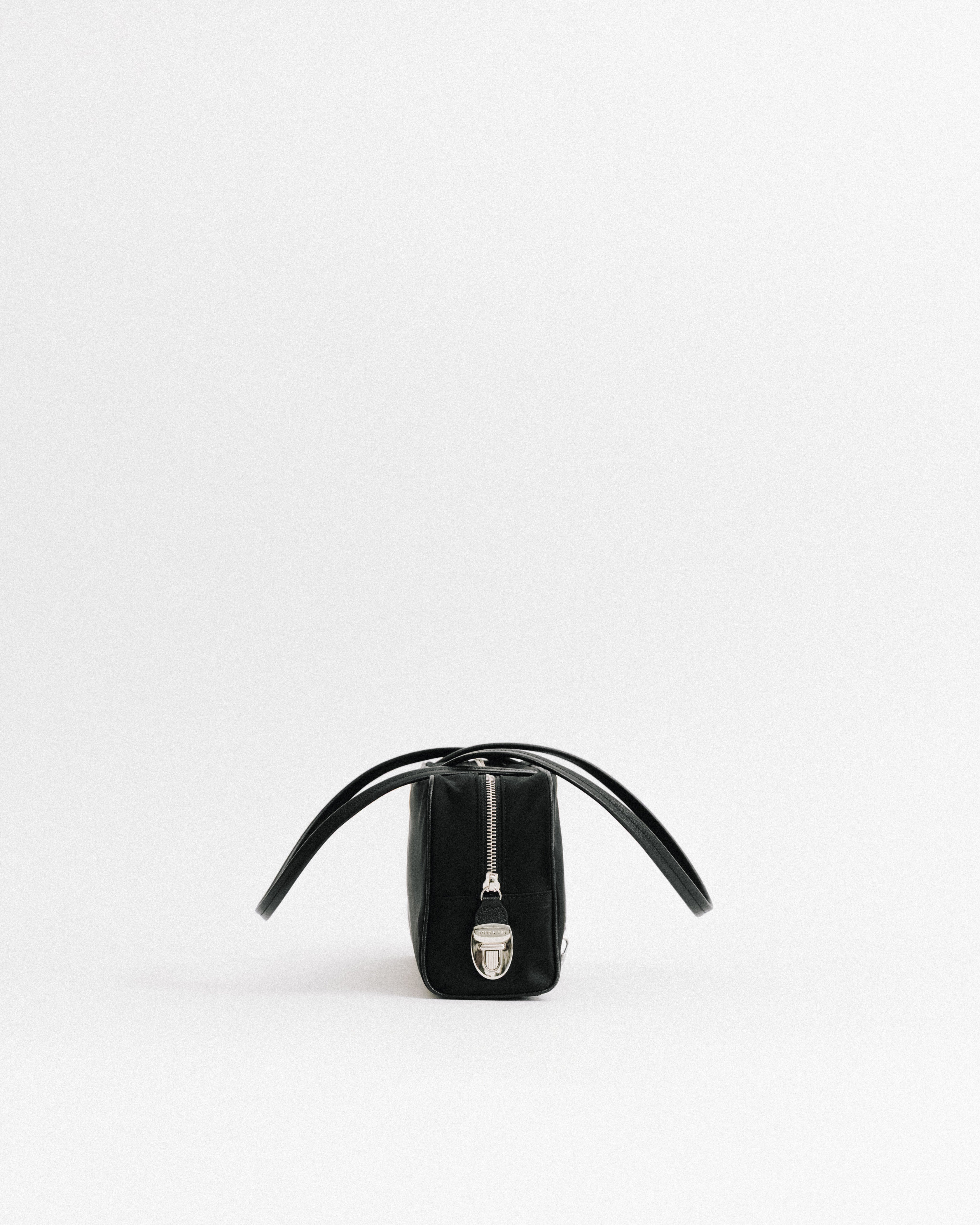 SAC LOQUET NYLON SMALL BLACK – TOUT Y EST JP