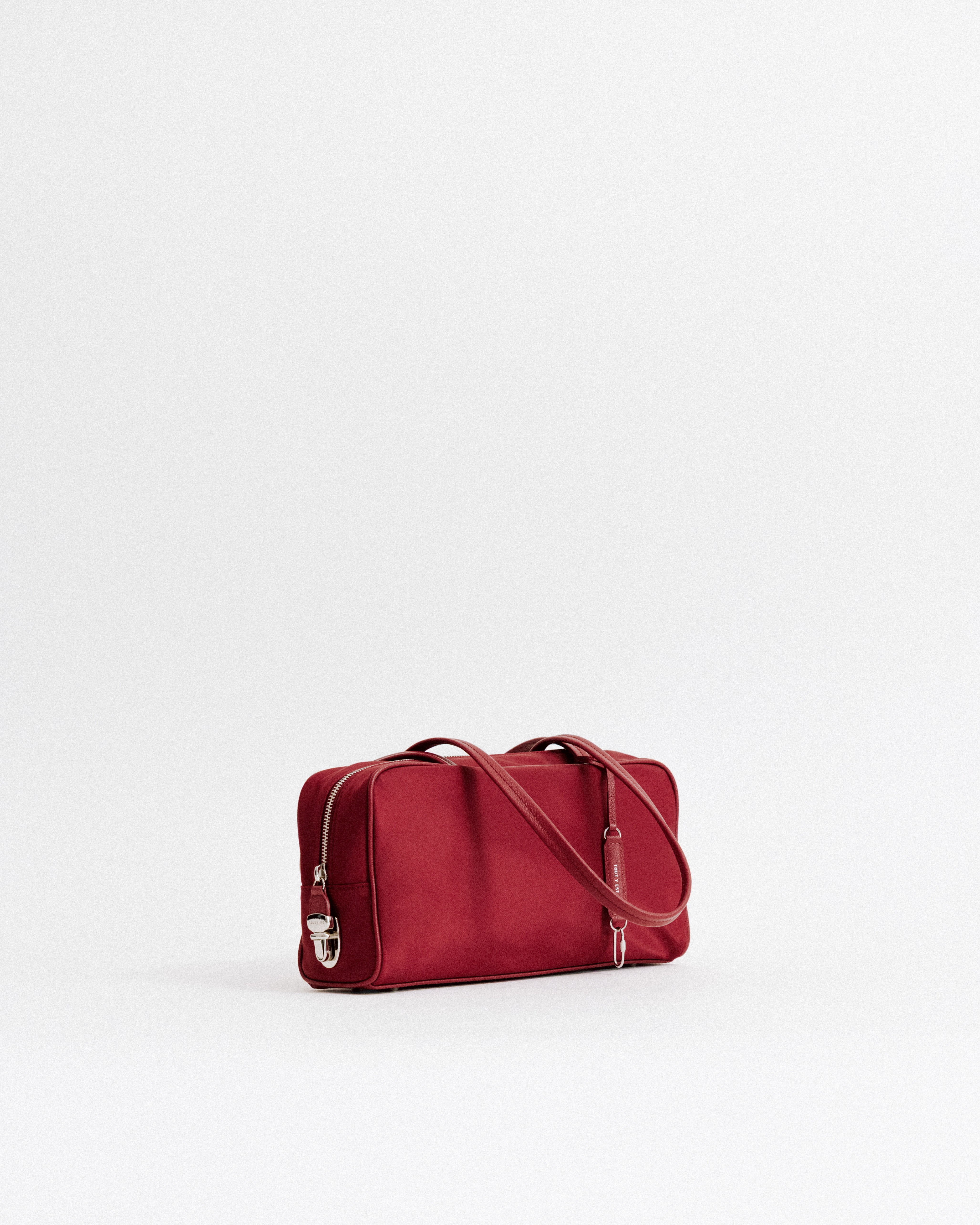 SAC LOQUET NYLON SMALL RED – TOUT Y EST JP