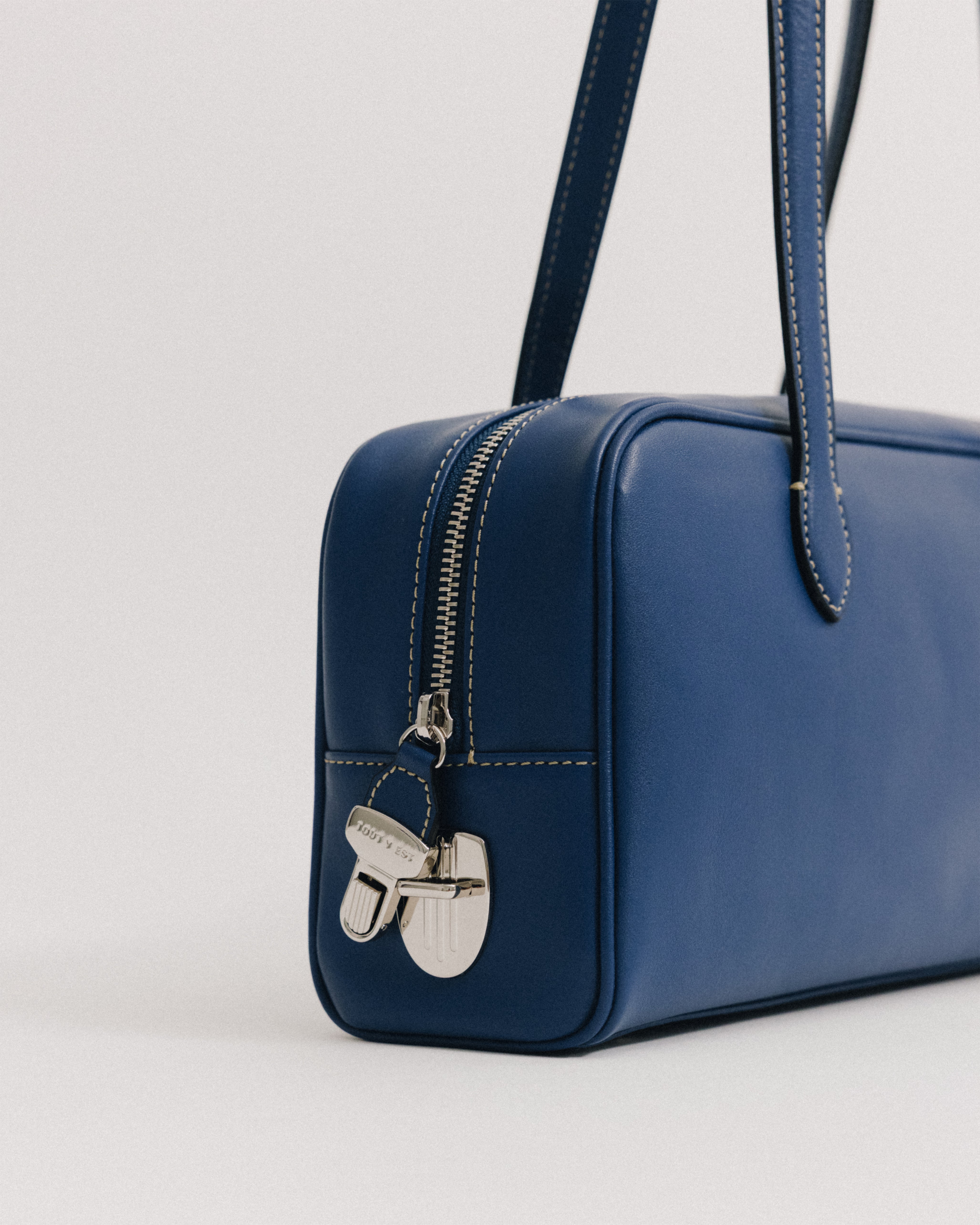 SAC LOQUET SMALL SOFT BLUE – TOUT Y EST JP