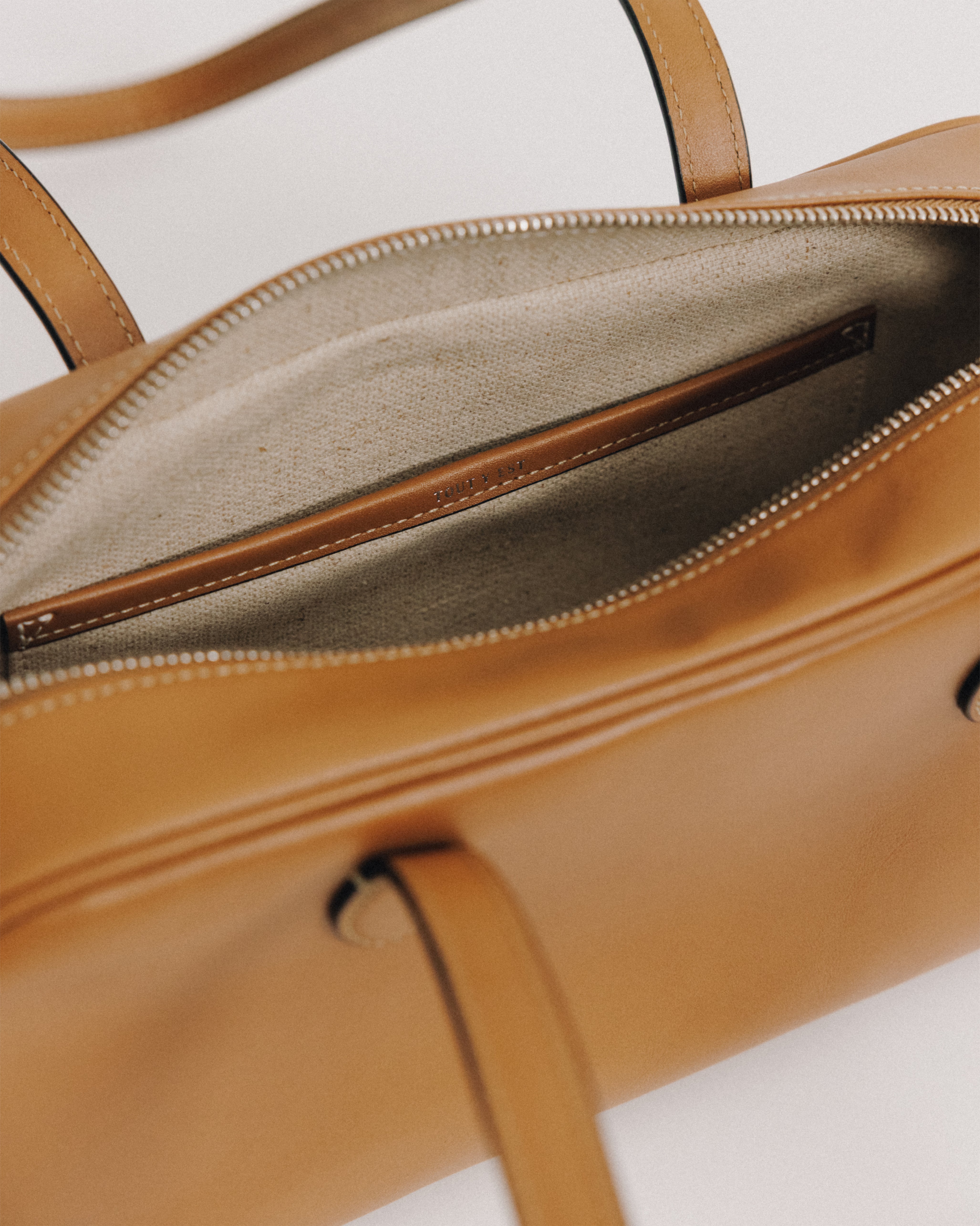 SAC LOQUET SMALL SOFT CARAMEL – TOUT Y EST JP