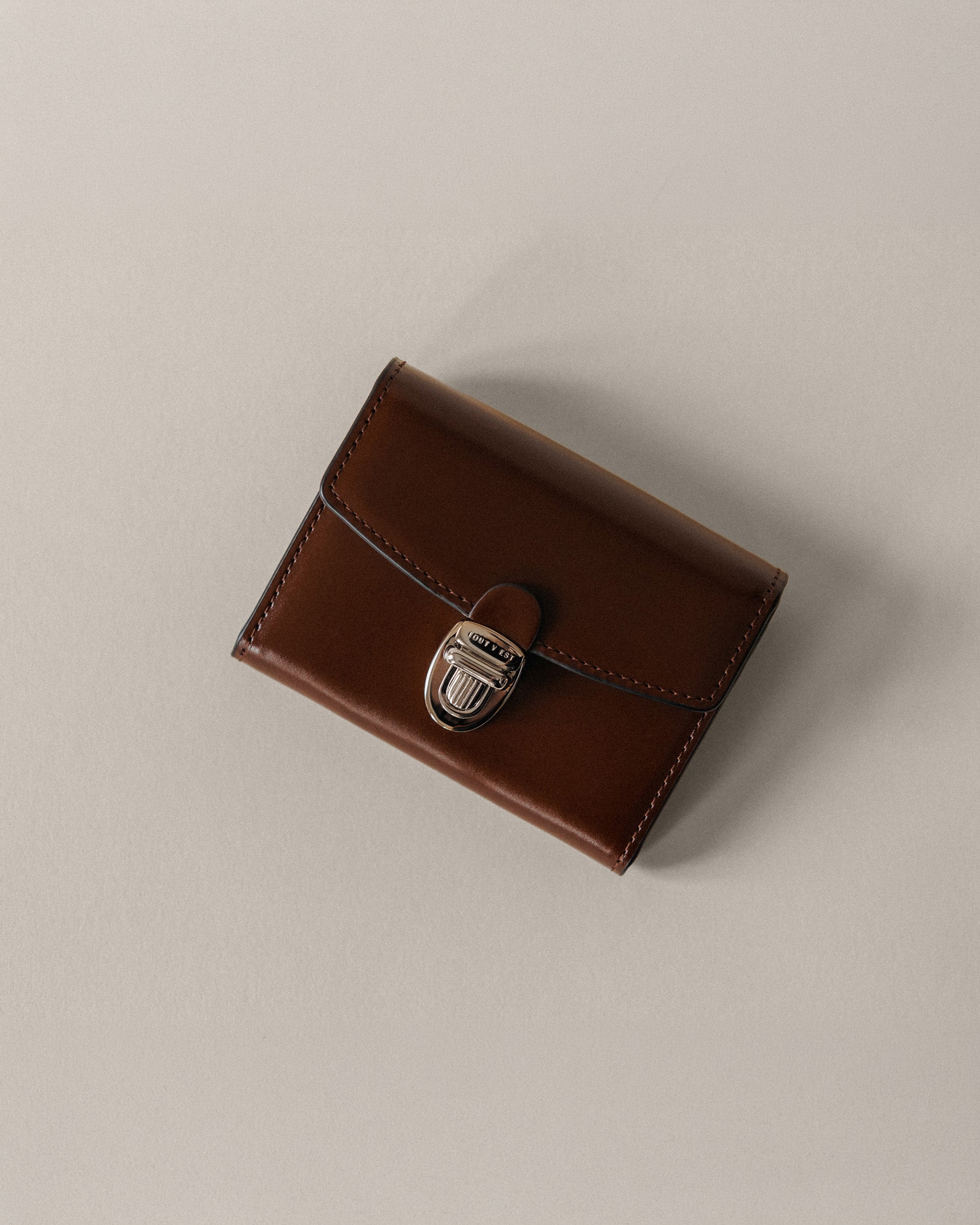 PORTE CARTES LOQUET BROWN – TOUT Y EST JP