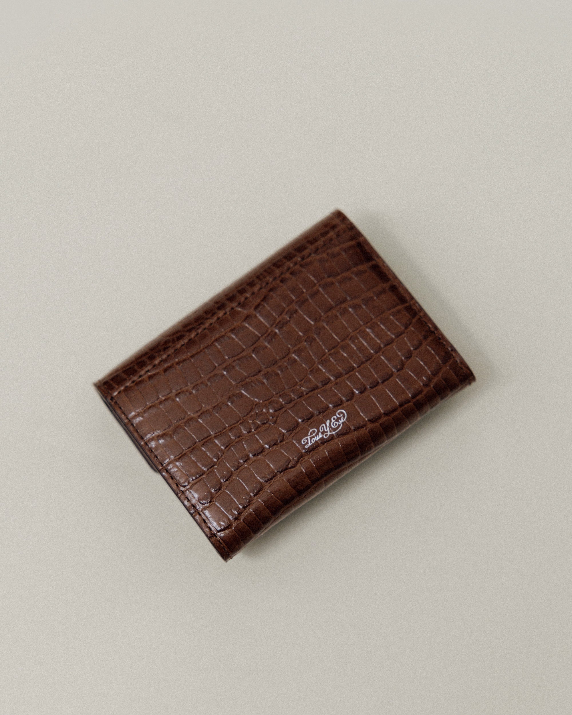 PORTE CARTES LOQUET CROCO BROWN – TOUT Y EST JP