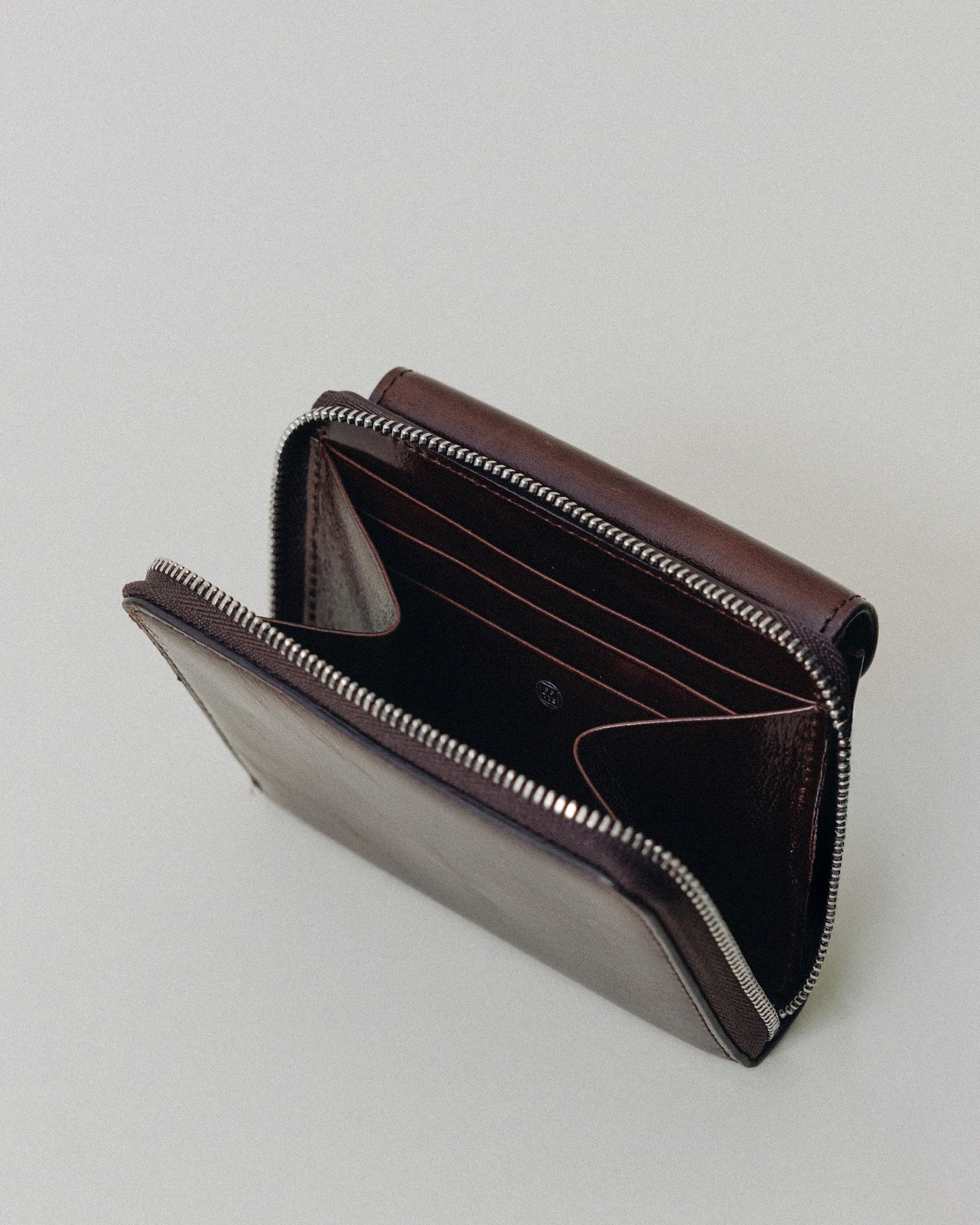 PORTE CARTES LOQUET ZIPPÉ BROWN – TOUT Y EST JP