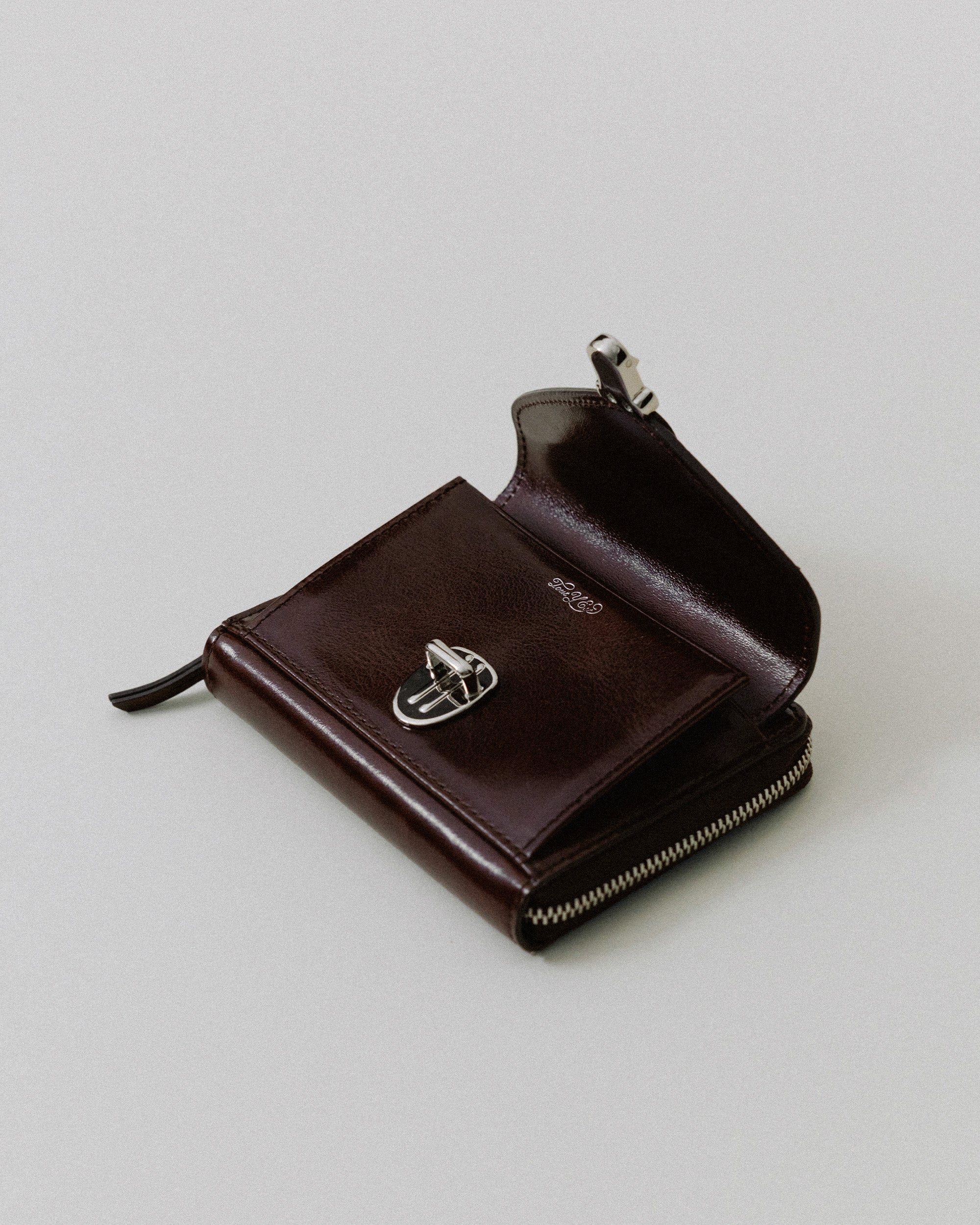PORTE CARTES LOQUET ZIPPÉ BROWN – TOUT Y EST JP