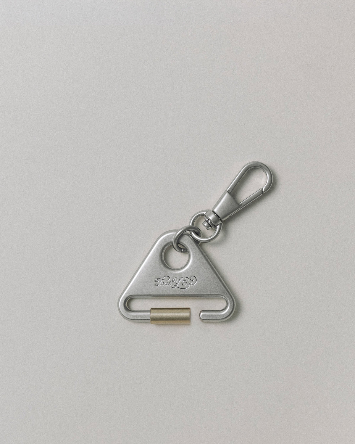 PORTE CLÉS TRIANGLE SILVER