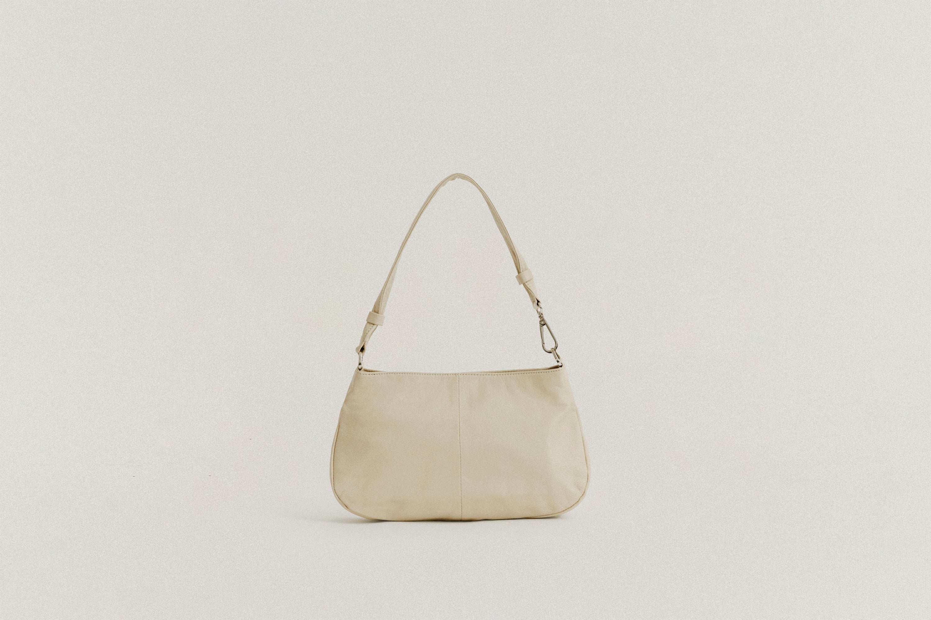 BAGS – TOUT Y EST JP
