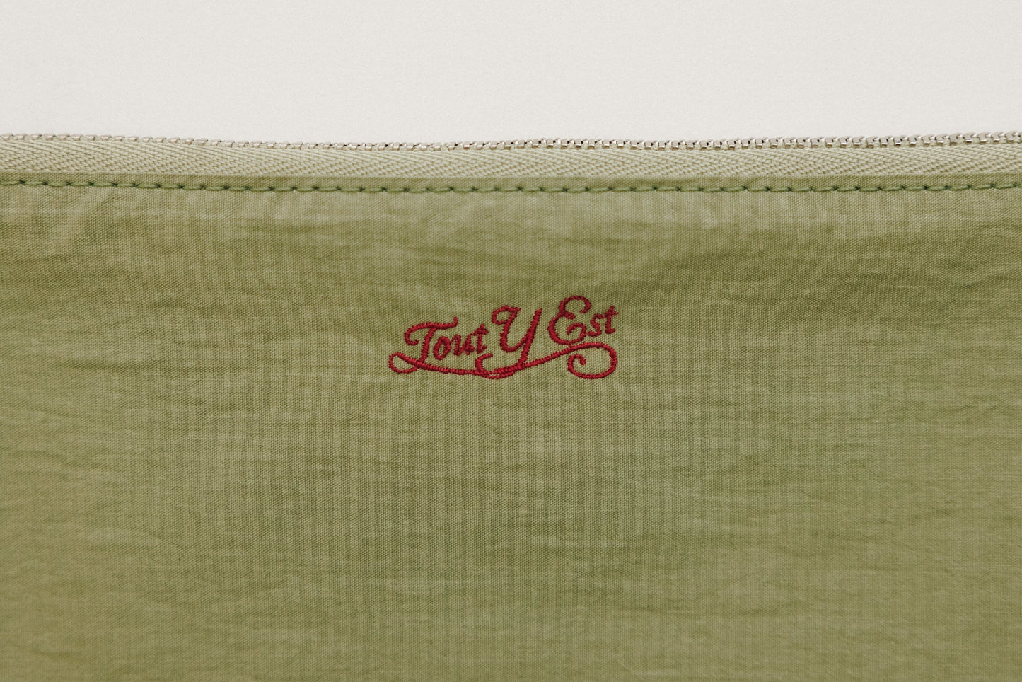 POCHETTE CARRÉE OLIVE