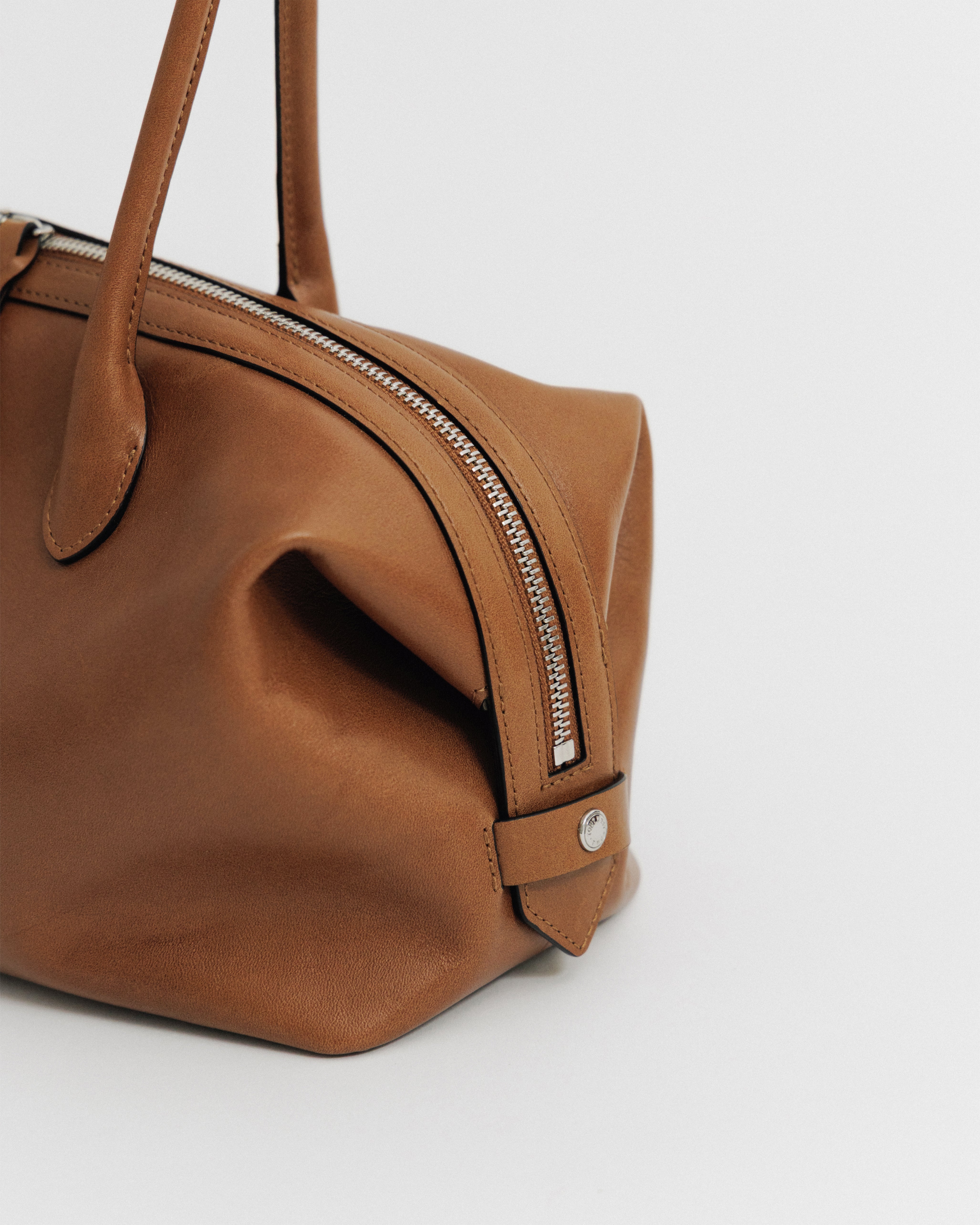 SAC PATTE SMALL CAMEL – TOUT Y EST JP