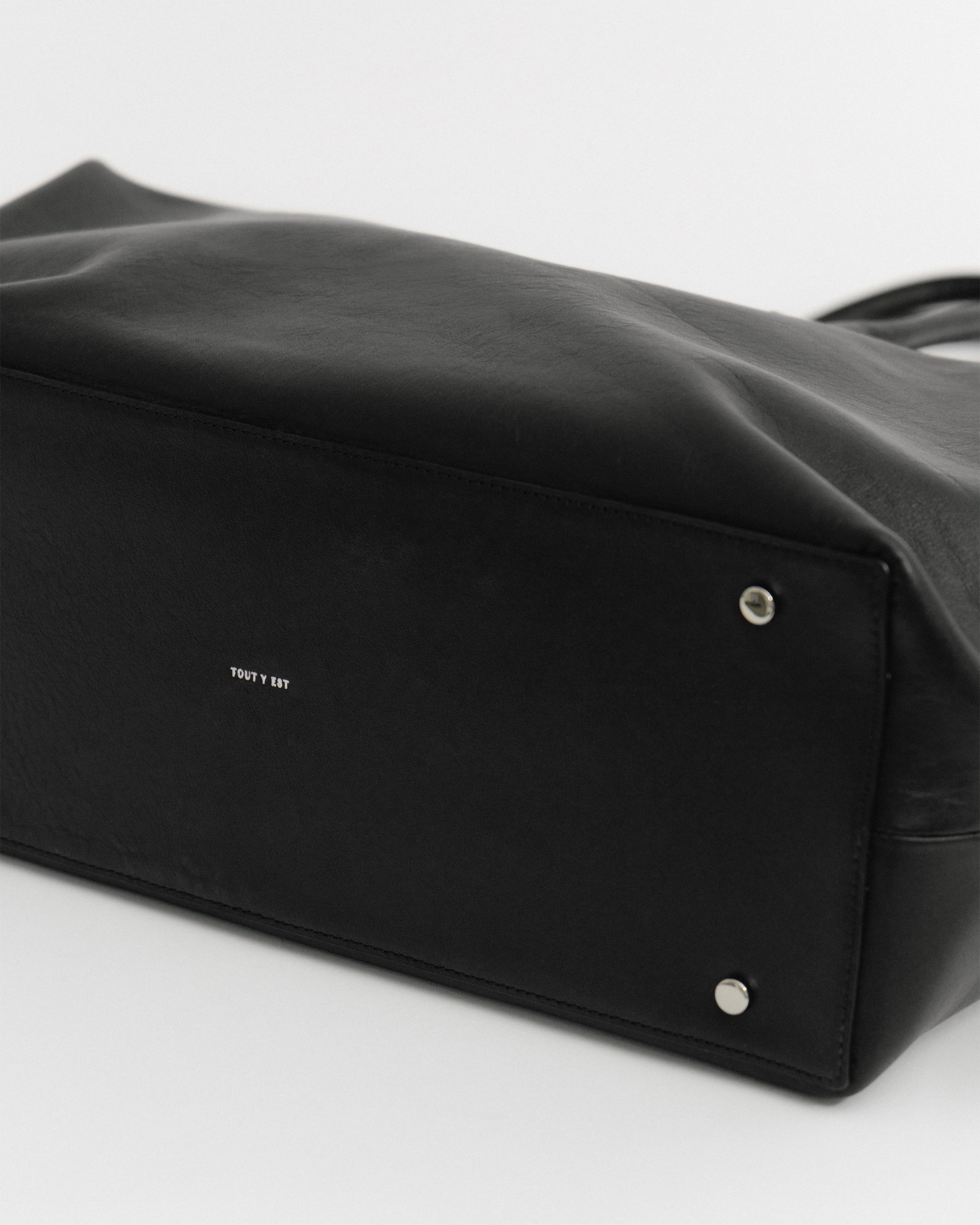 SAC PATTE BLACK – TOUT Y EST JP