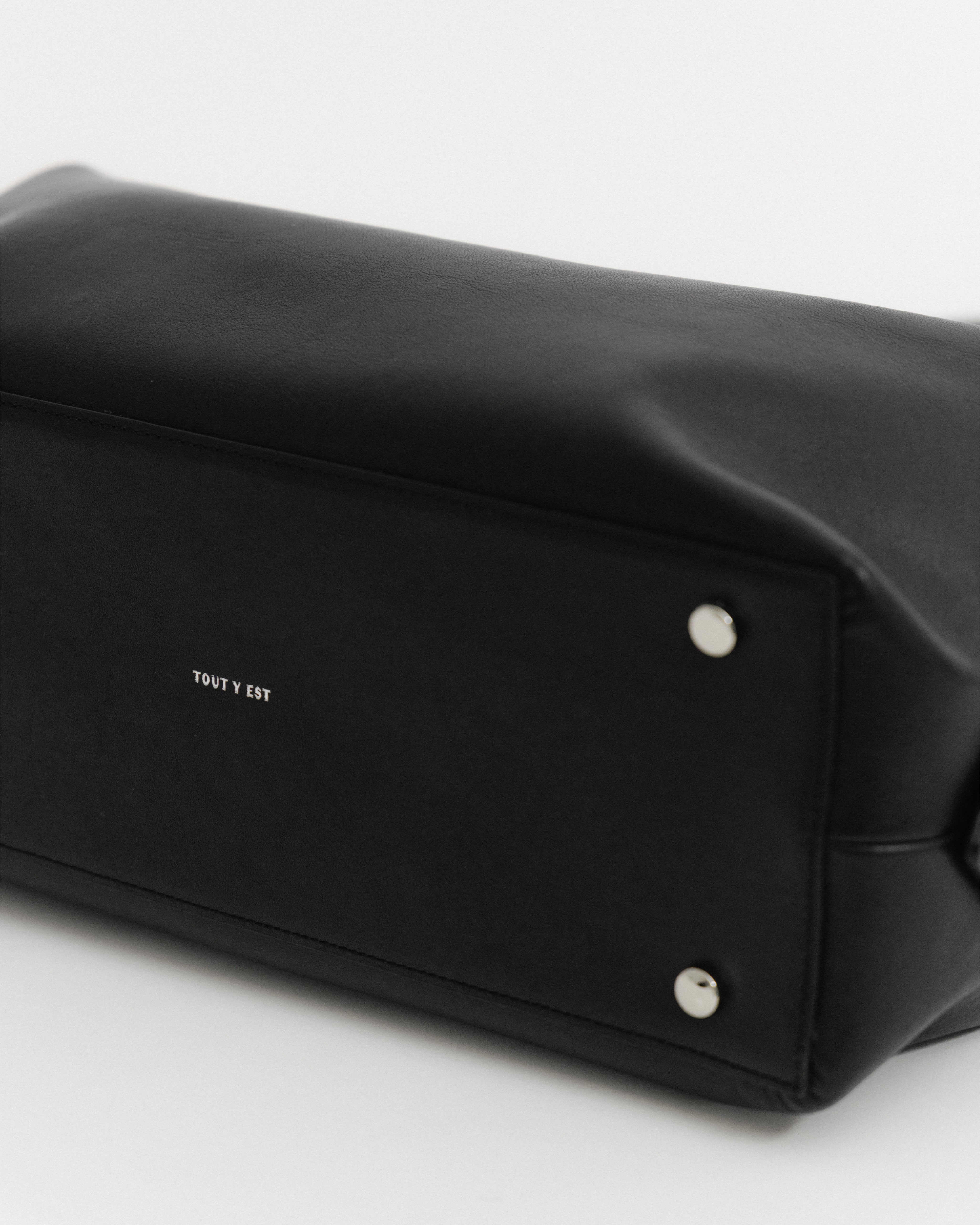 SAC PATTE SMALL BLACK – TOUT Y EST JP
