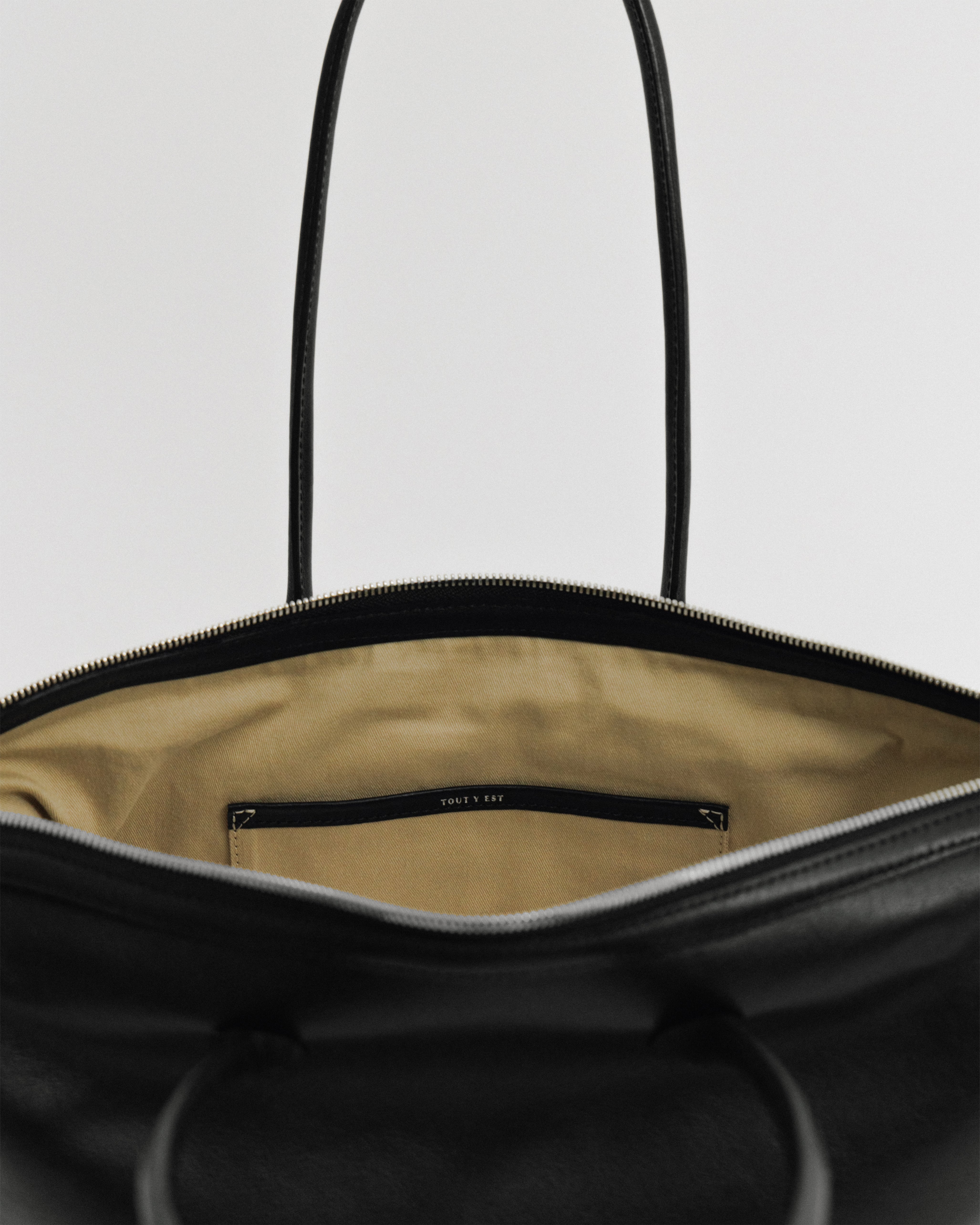 SAC PATTE SMALL BLACK – TOUT Y EST JP