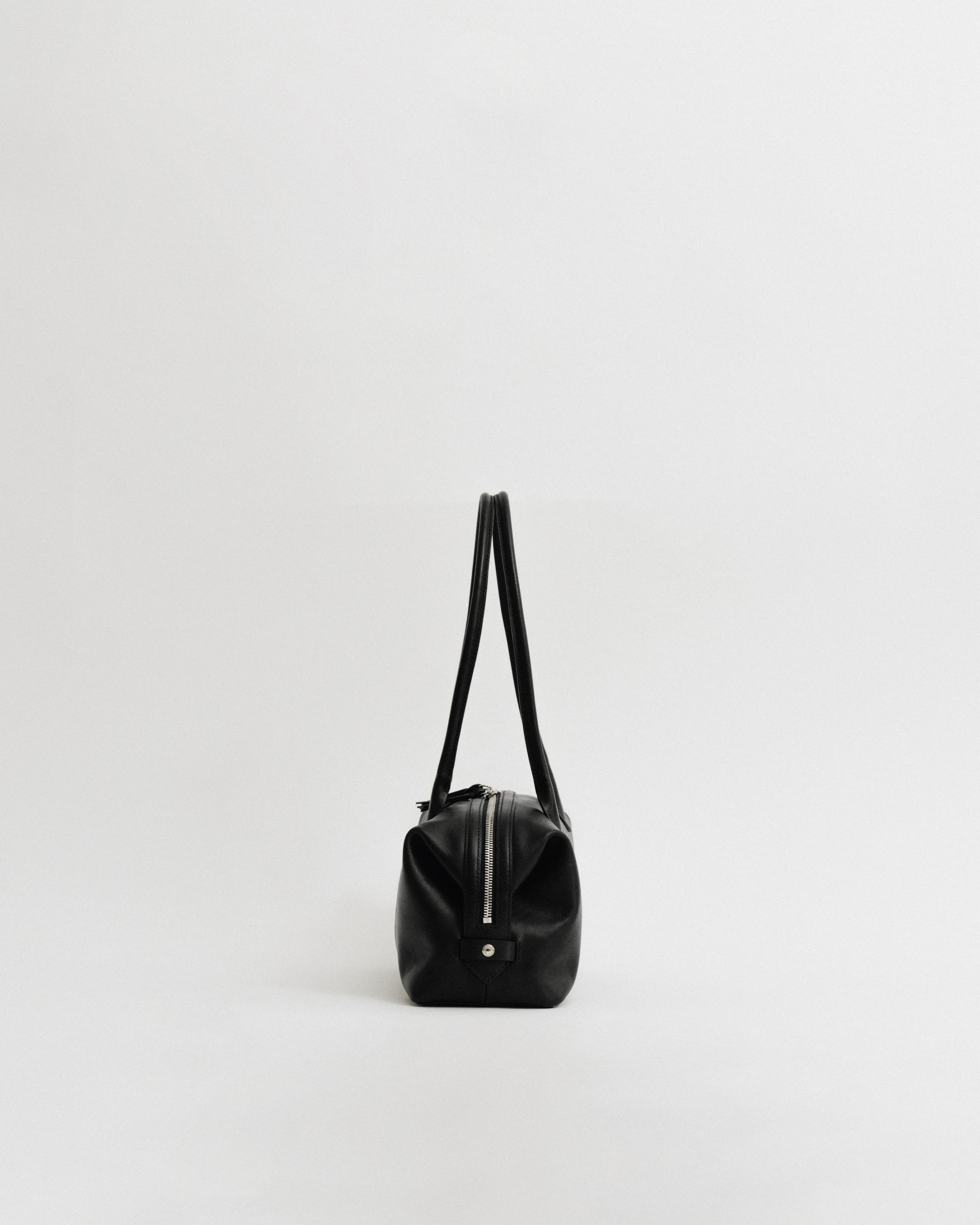 【新品 完売品】トゥティエ SAC PATTE SMALL パテスモールバッグ SAC PATTE SMALL BLACK – TOUT Y EST JP