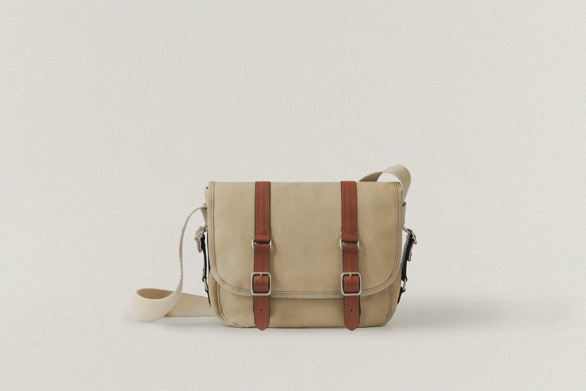 SAC BOUT SMALL BEIGE – TOUT Y EST JP