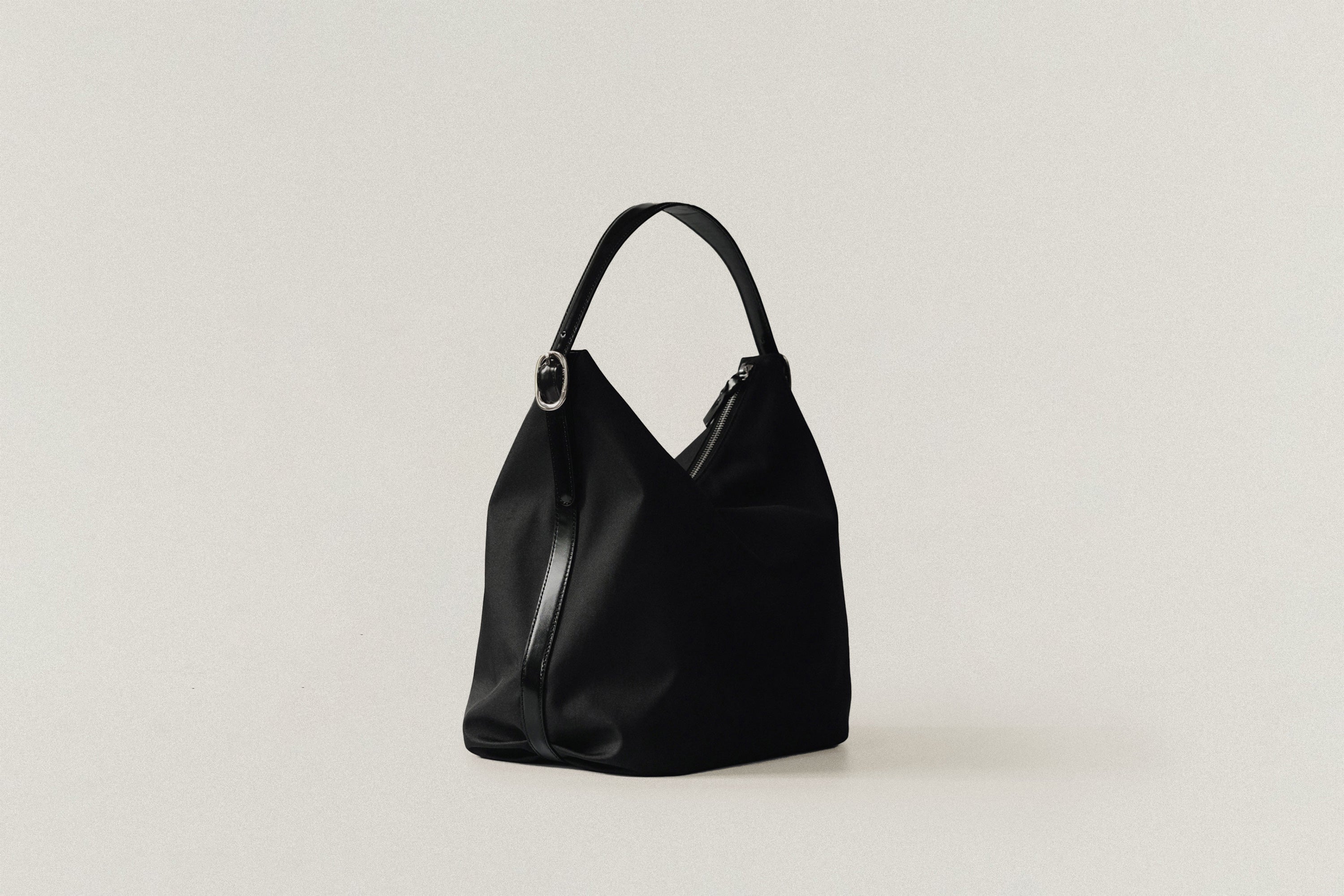 BAGS – TOUT Y EST JP