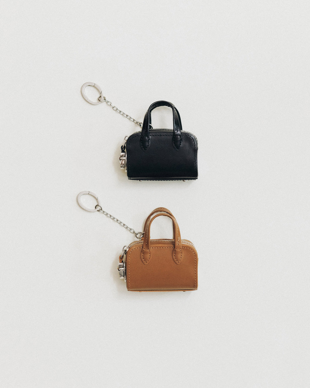 PORTE CLÉS LOQUET BLACK – TOUT Y EST JP