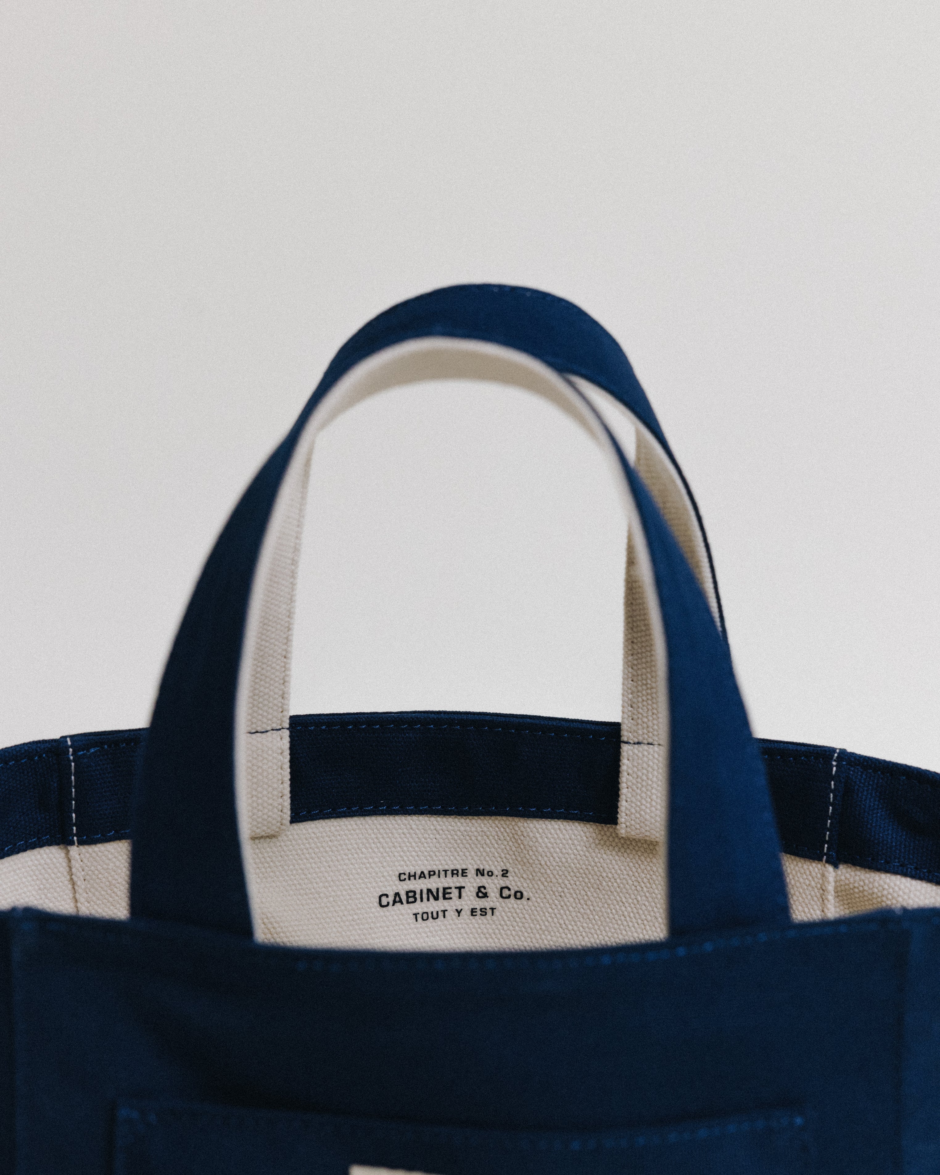 CABINET&CO. TOTE SMALL NAVY – TOUT Y EST JP