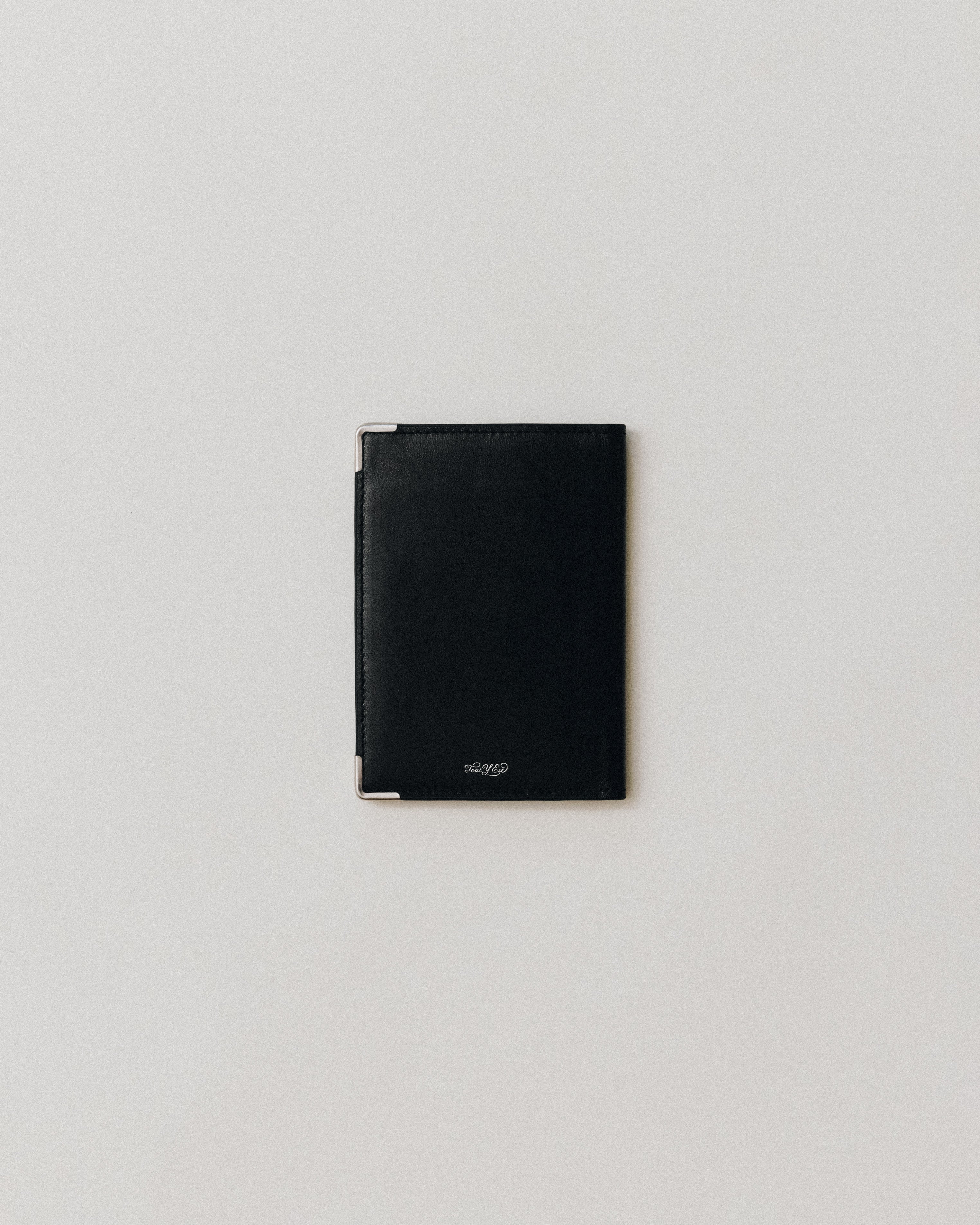 VOYAGE COUVERTURE BLACK – TOUT Y EST JP