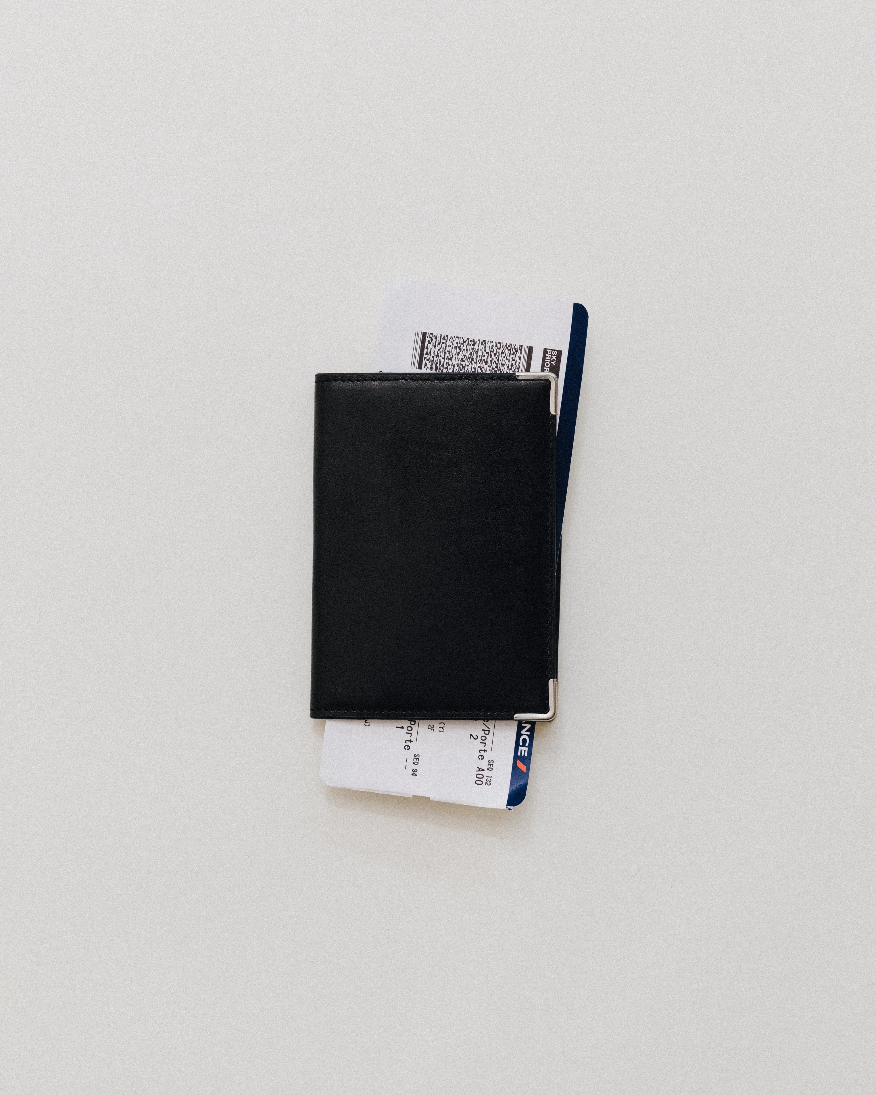 VOYAGE COUVERTURE BLACK – TOUT Y EST JP