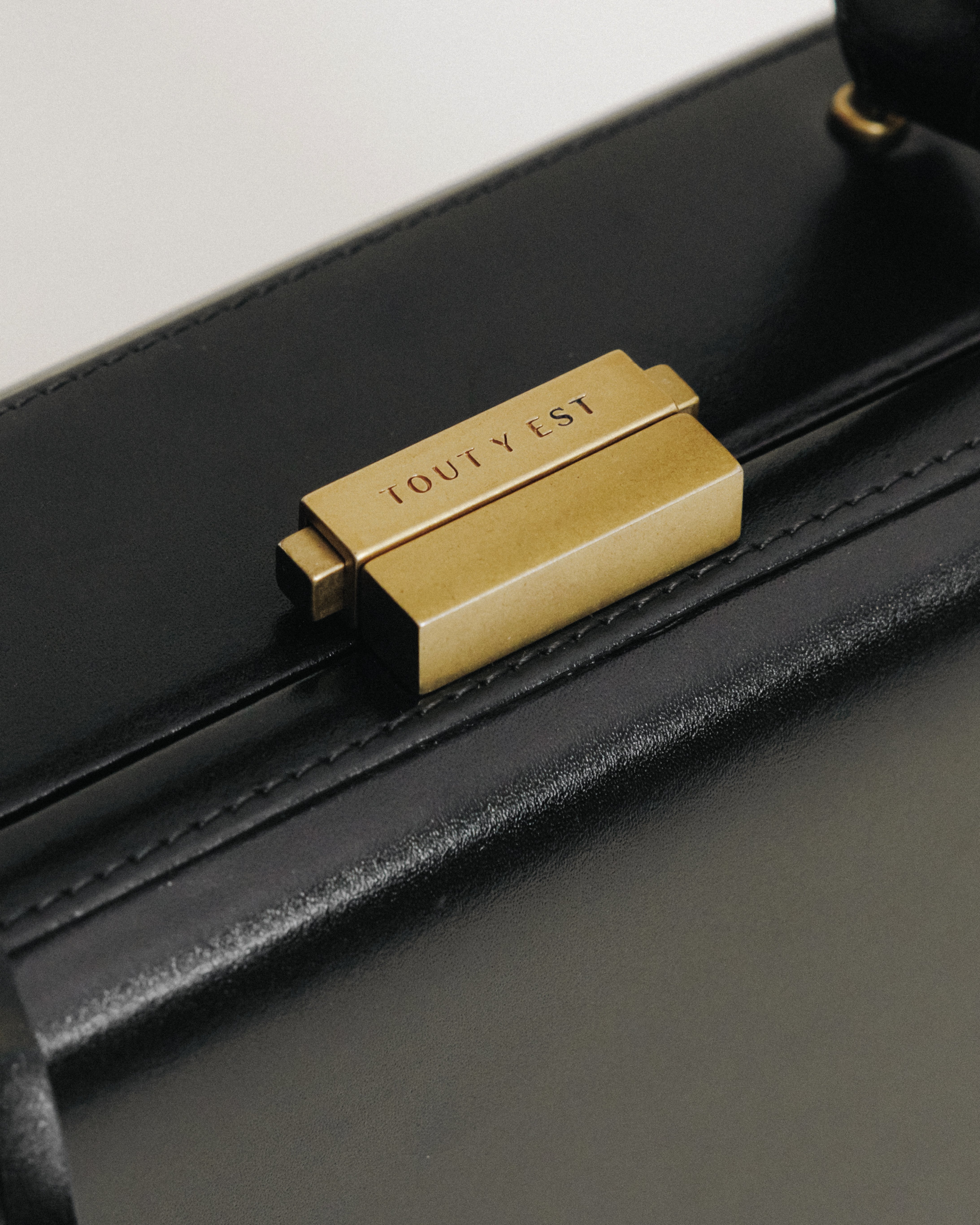 日本数量限定] SAC CAISSE BLACK – TOUT Y EST JP