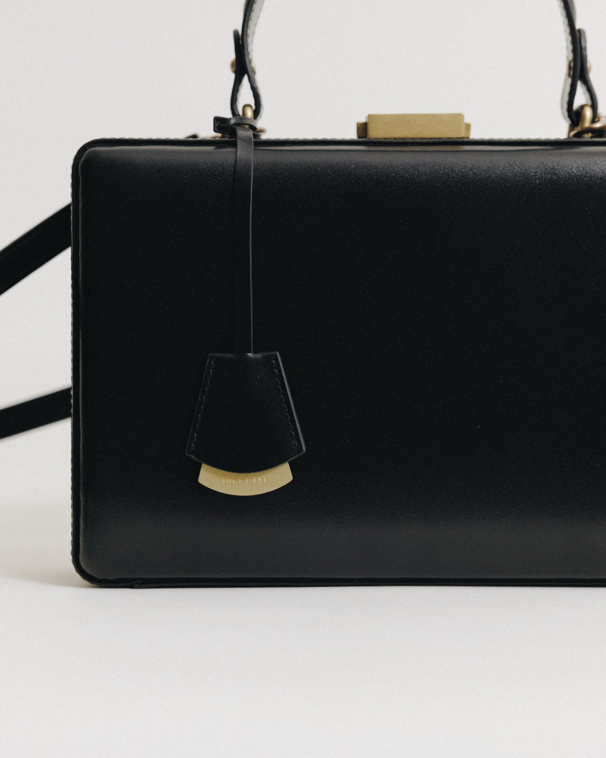 [日本数量限定] SAC CAISSE BLACK