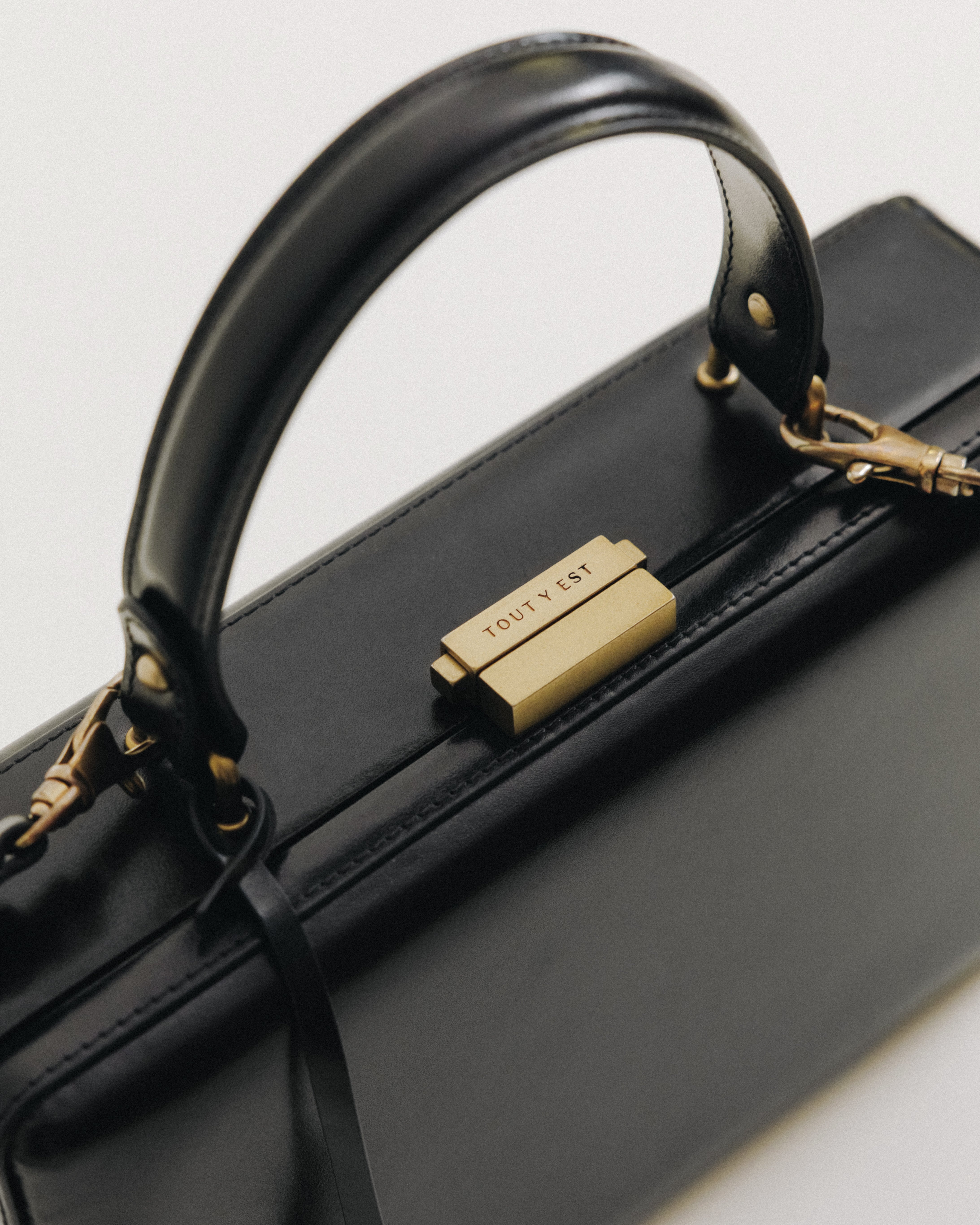 日本数量限定] SAC CAISSE BLACK – TOUT Y EST JP