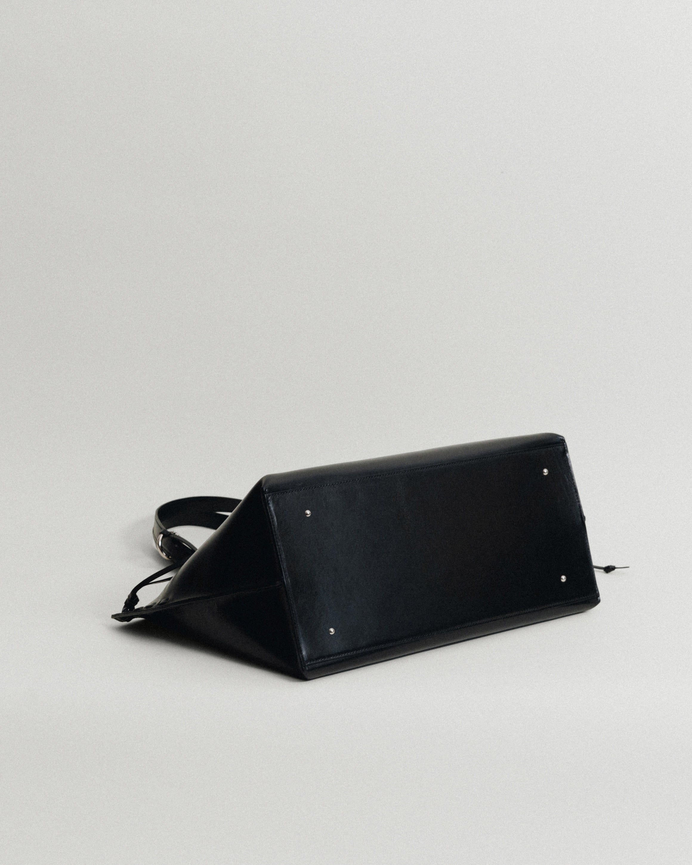 SAC TRESSÉ BLACK – TOUT Y EST JP