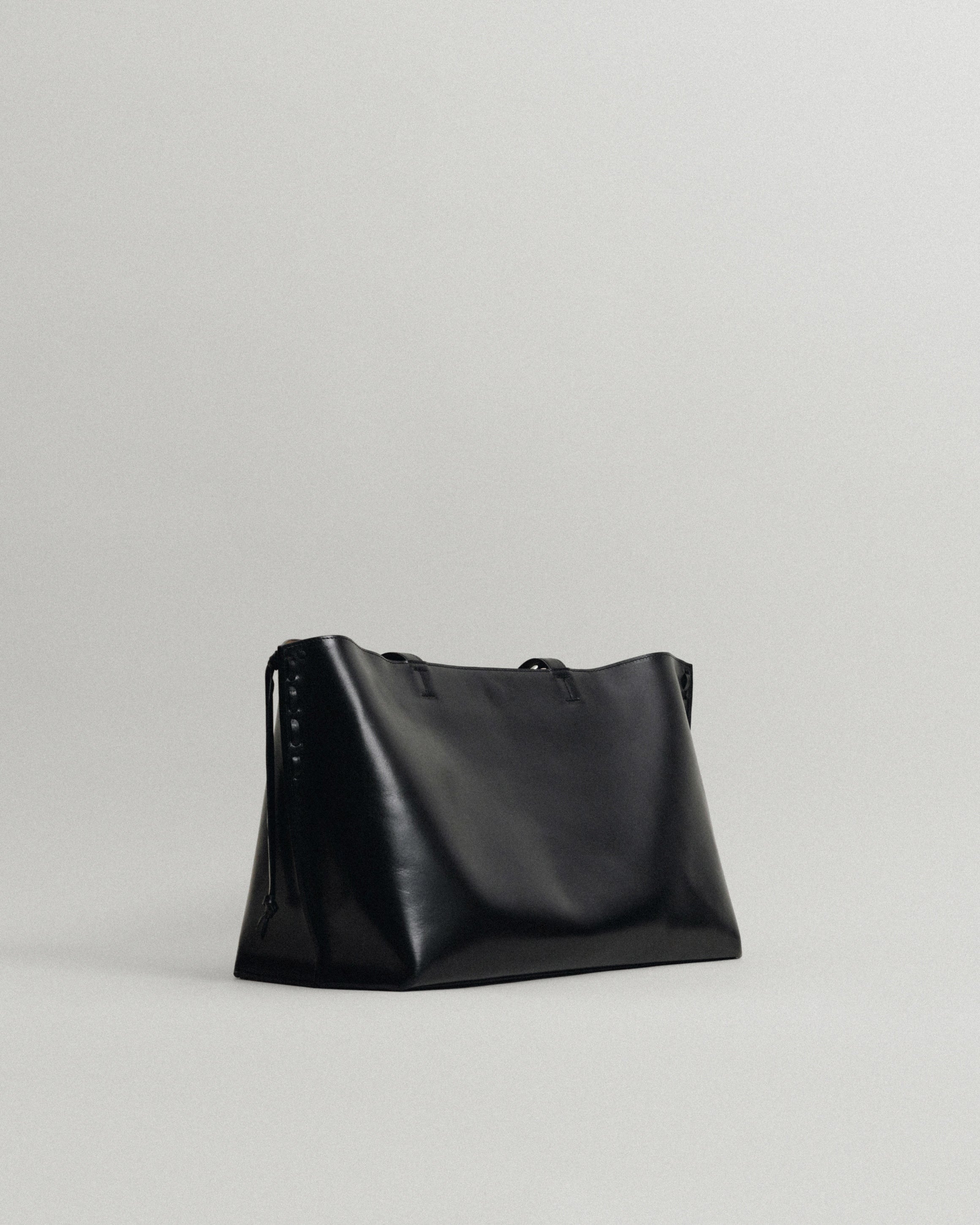 SAC TRESSÉ BLACK – TOUT Y EST JP