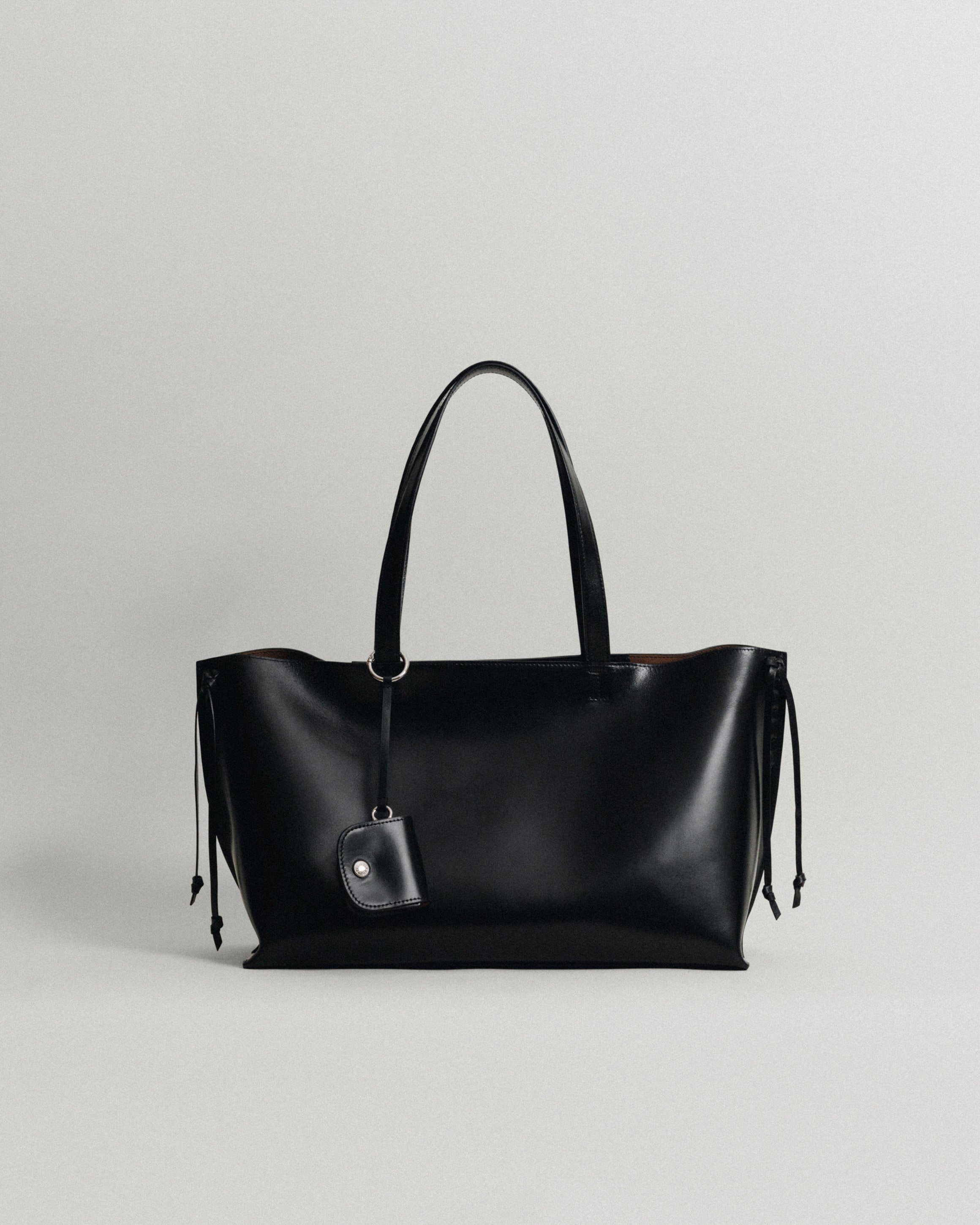 SAC TRESSÉ BLACK – TOUT Y EST JP
