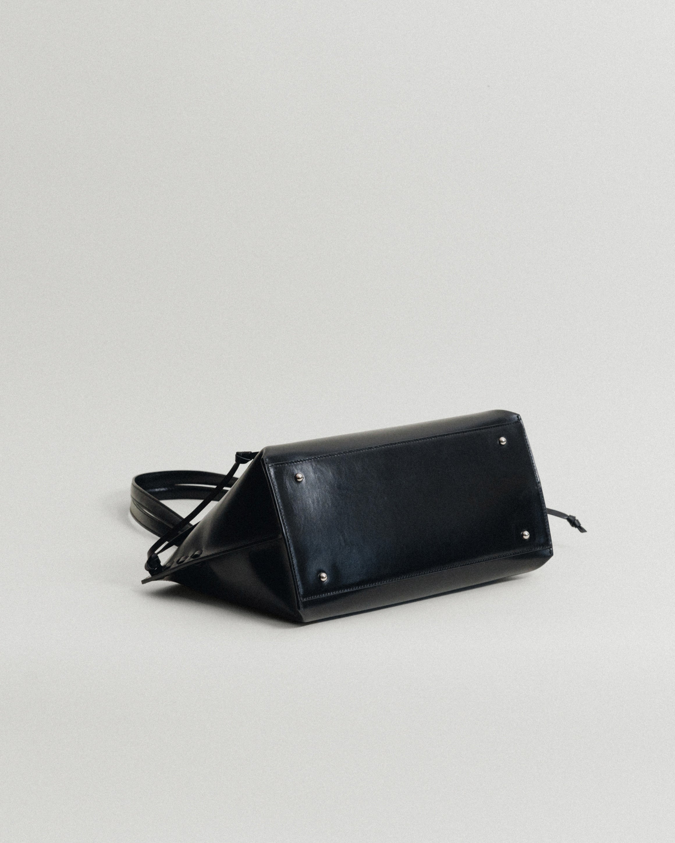 SAC TRESSÉ SMALL BLACK – TOUT Y EST JP