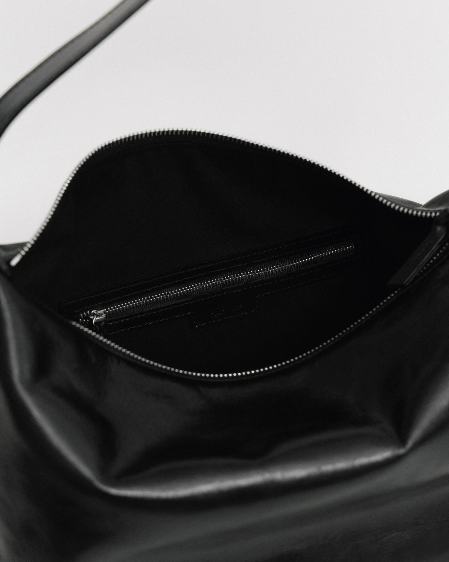 SAC TRESSÉ HOBO BLACK