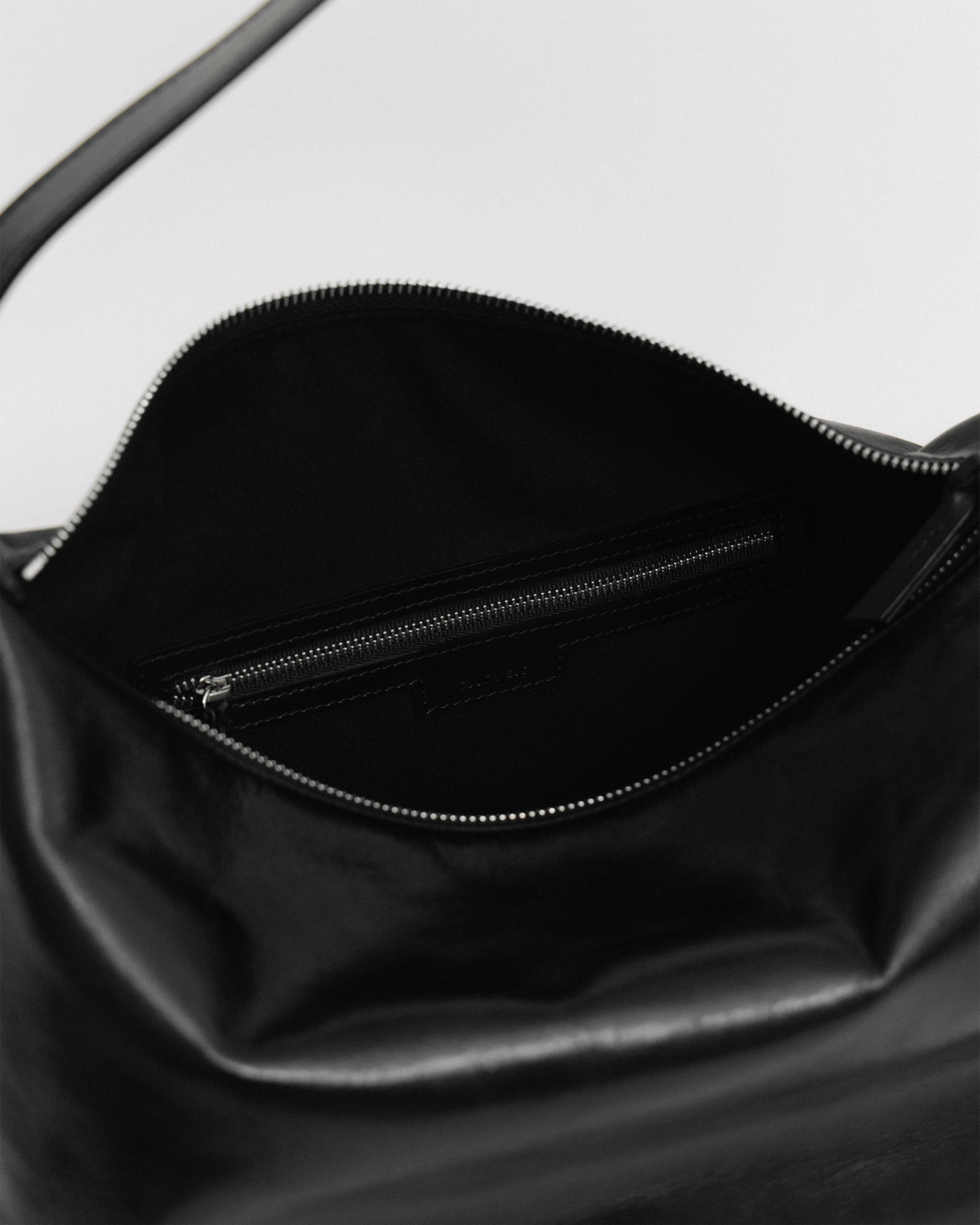 SAC TRESSÉ HOBO BLACK