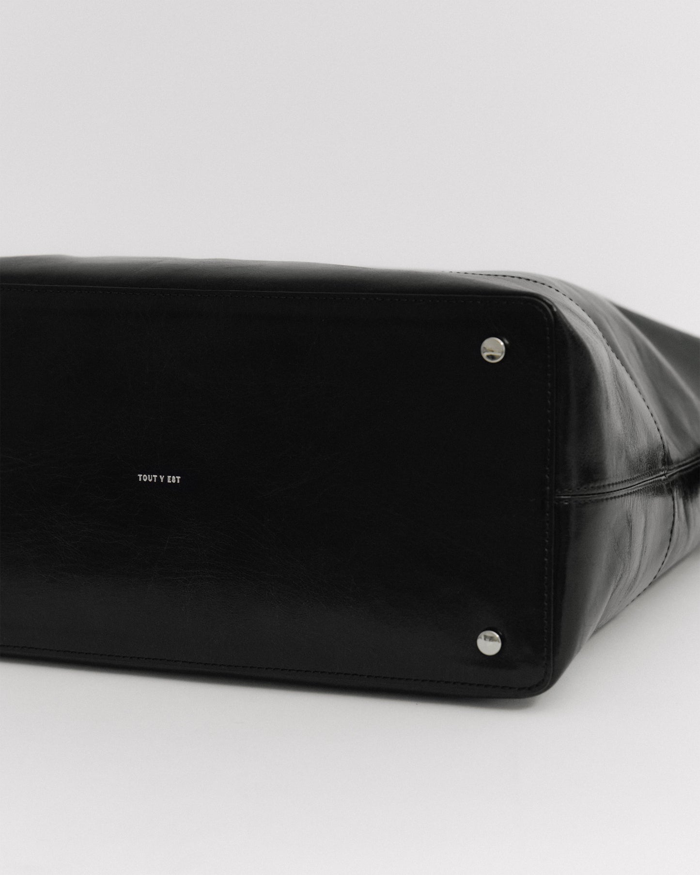 SAC TRESSÉ HOBO BLACK