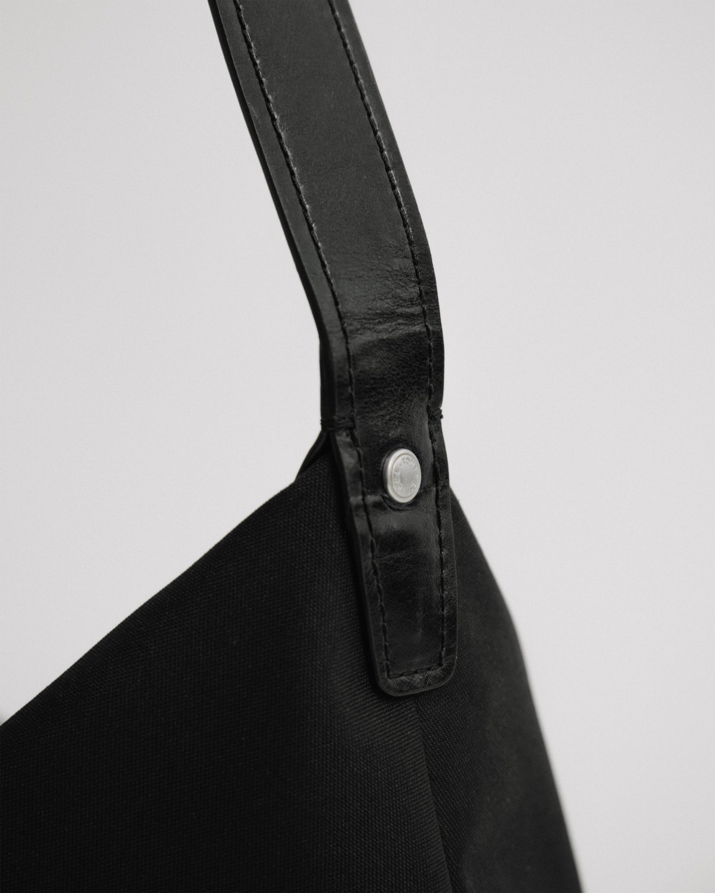 SAC TRESSÉ ÉPAULE TOILE BLACK