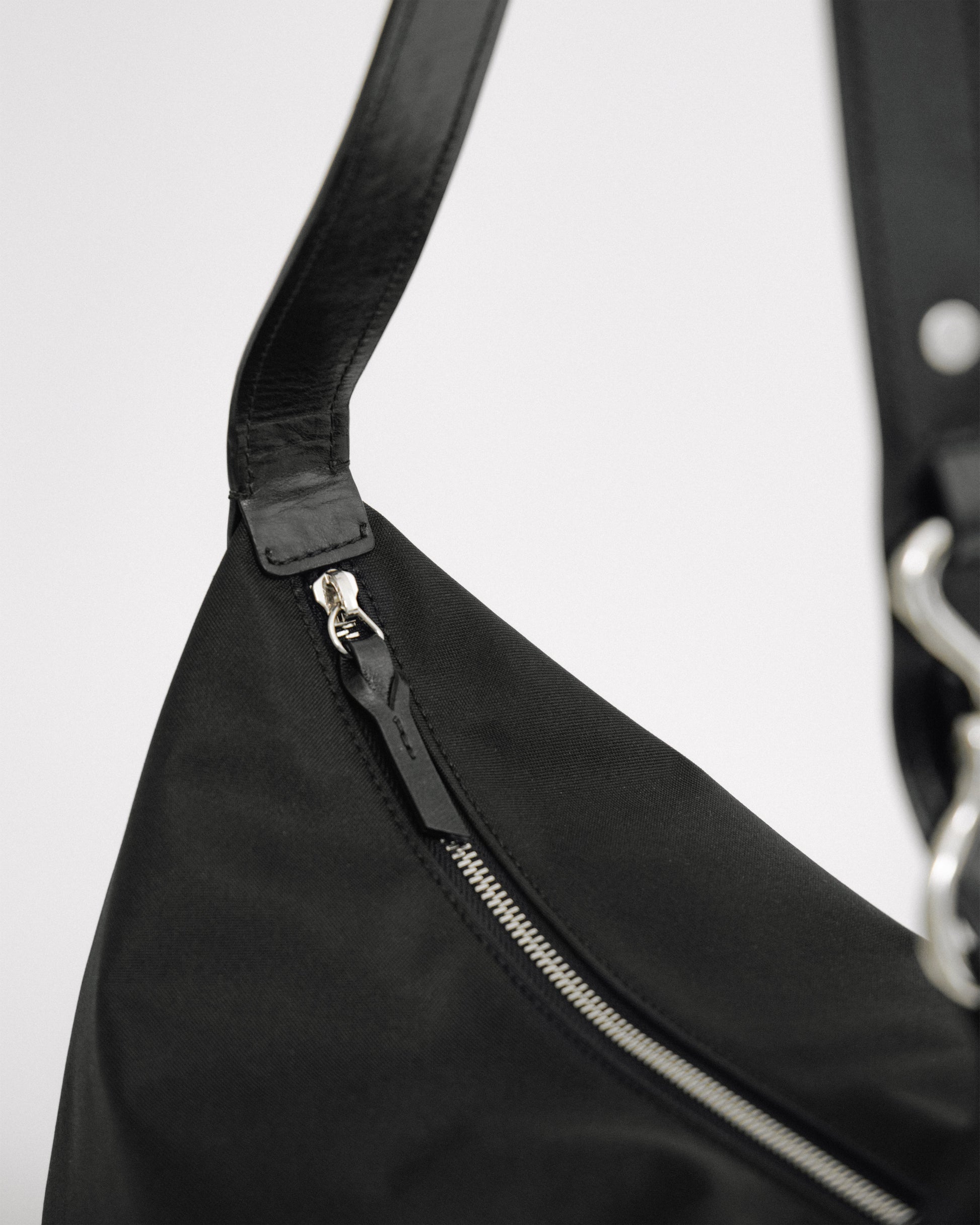 SAC TRESSÉ ÉPAULE TOILE BLACK