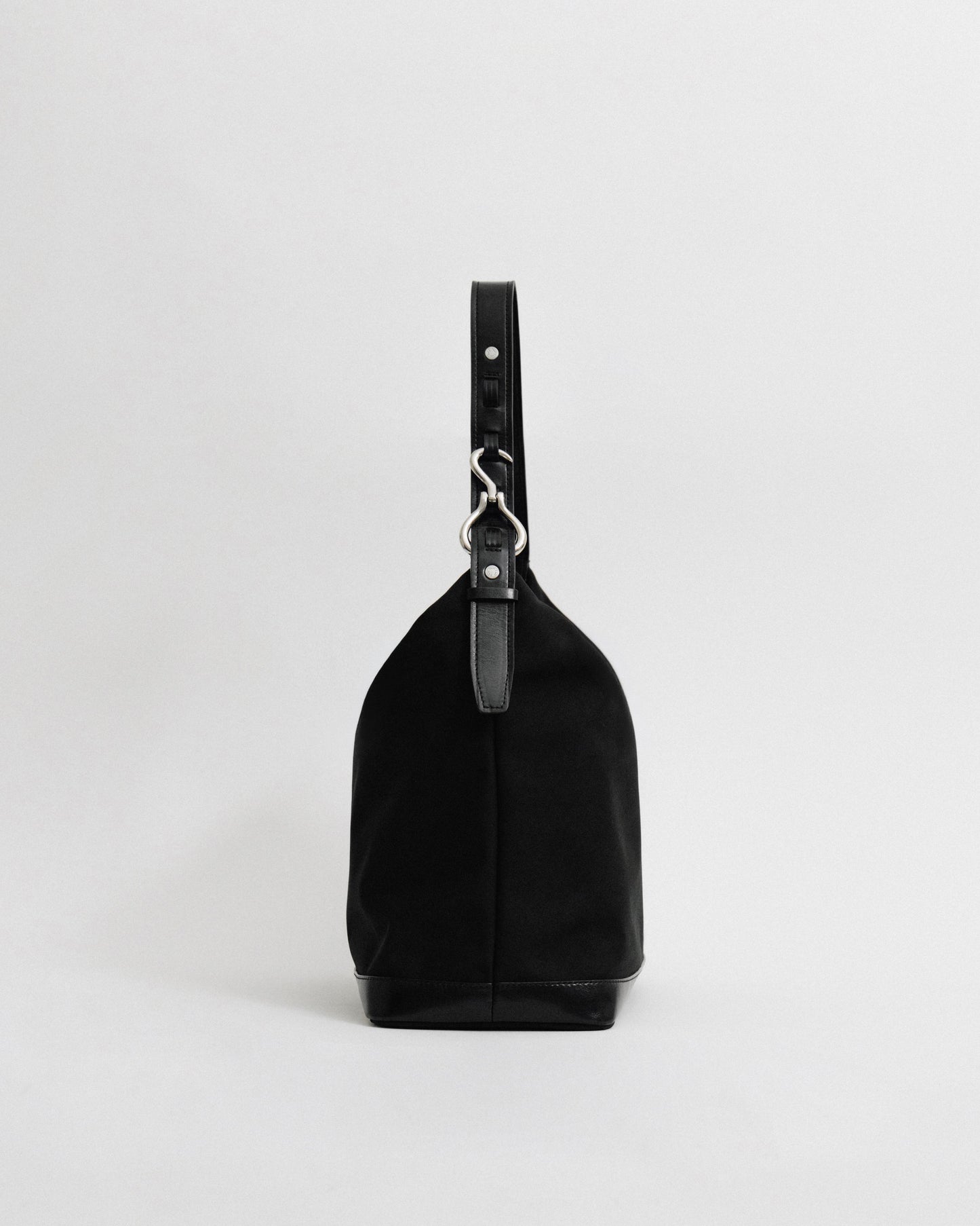 SAC TRESSÉ HOBO TOILE BLACK