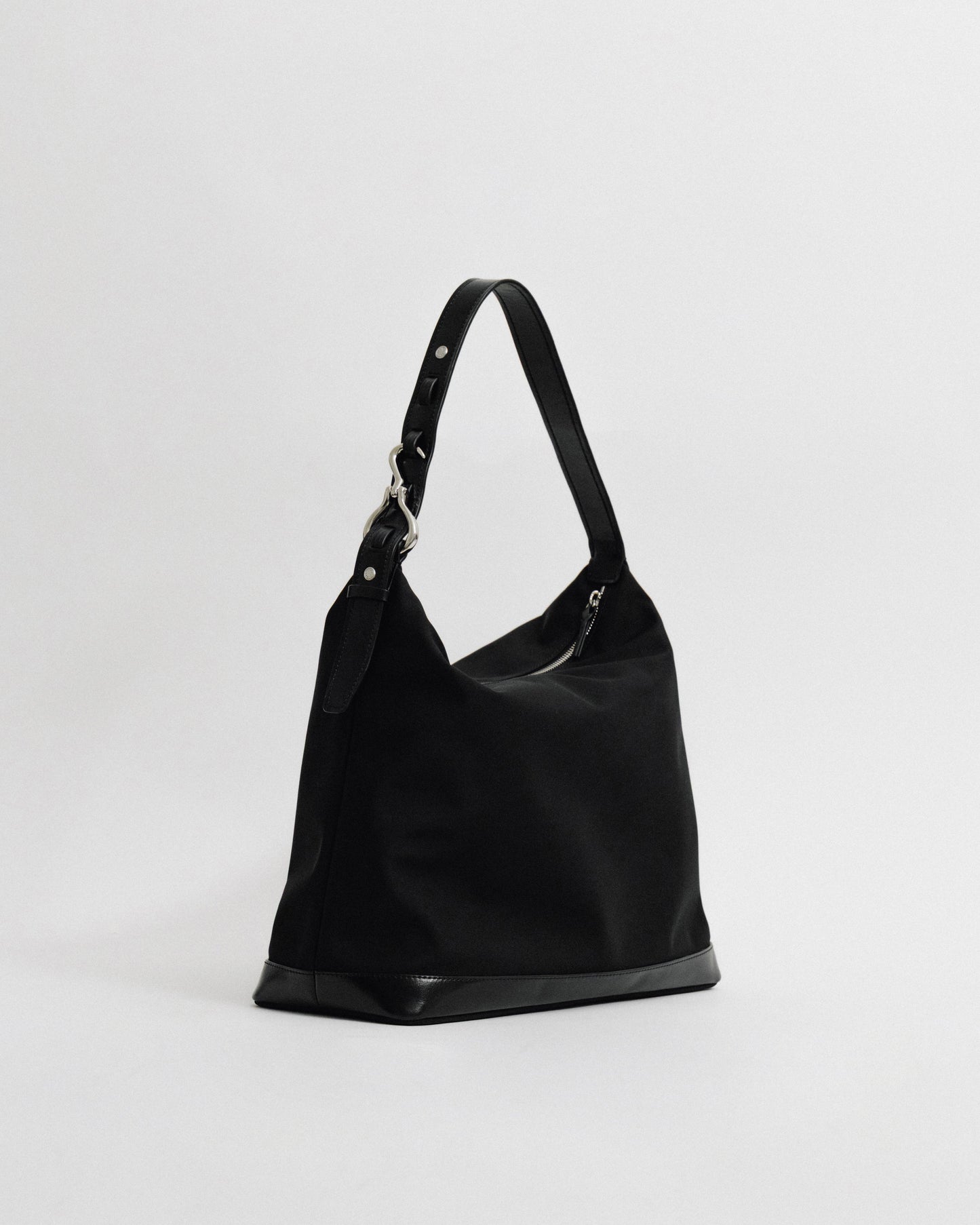 SAC TRESSÉ HOBO TOILE BLACK